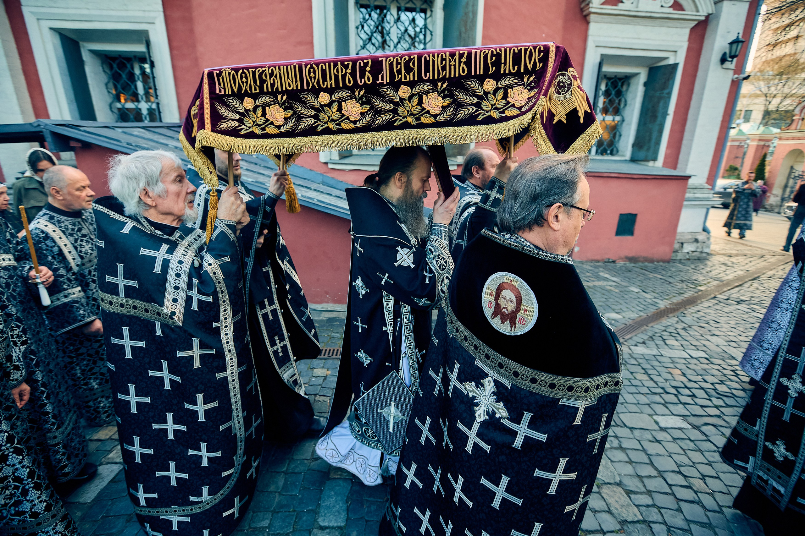 Утреня. Погребение Спасителя. DMITRY MOISEENKO — фотограф, художник, топ-стилист
