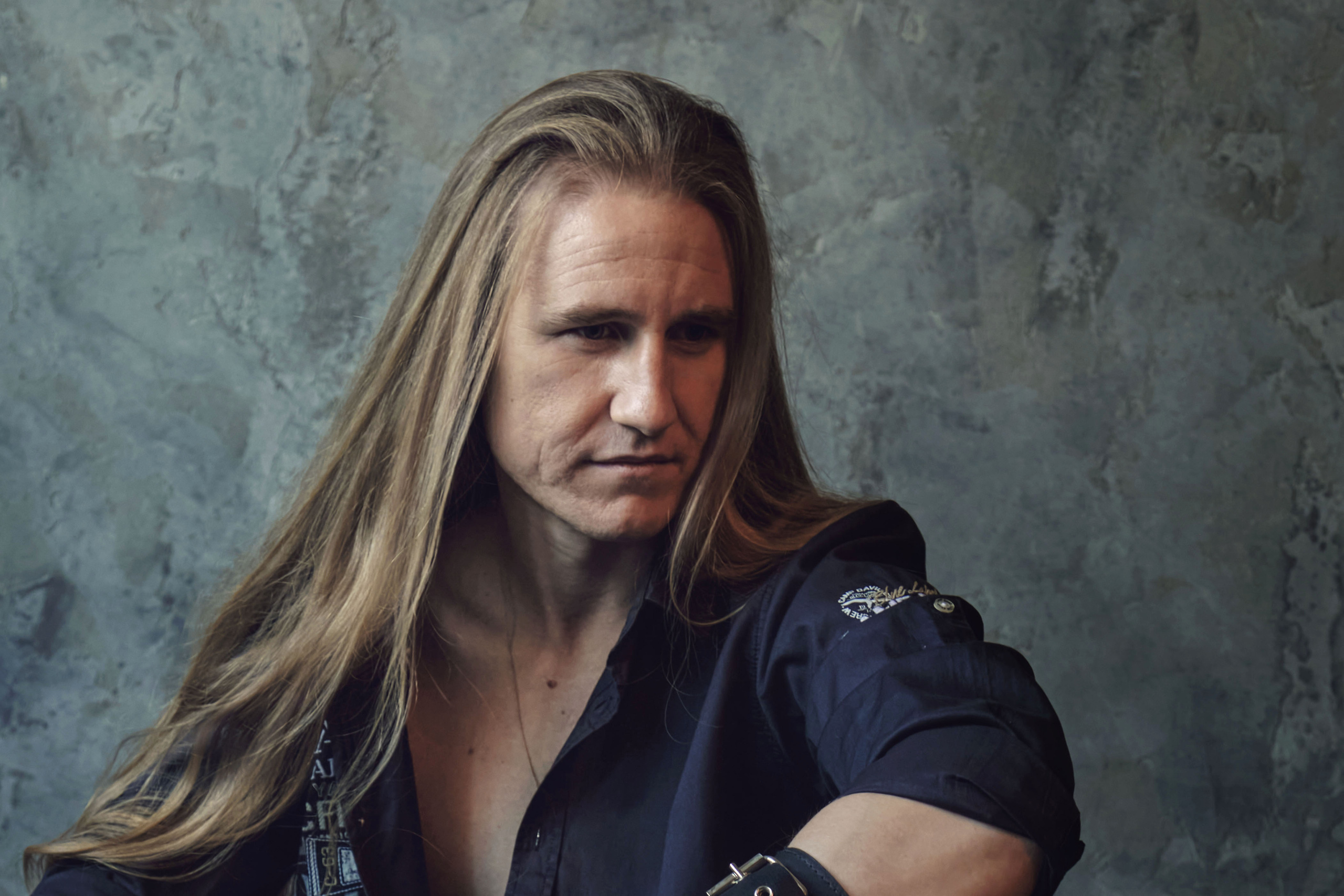 Мужская фотосессия в студии Самара