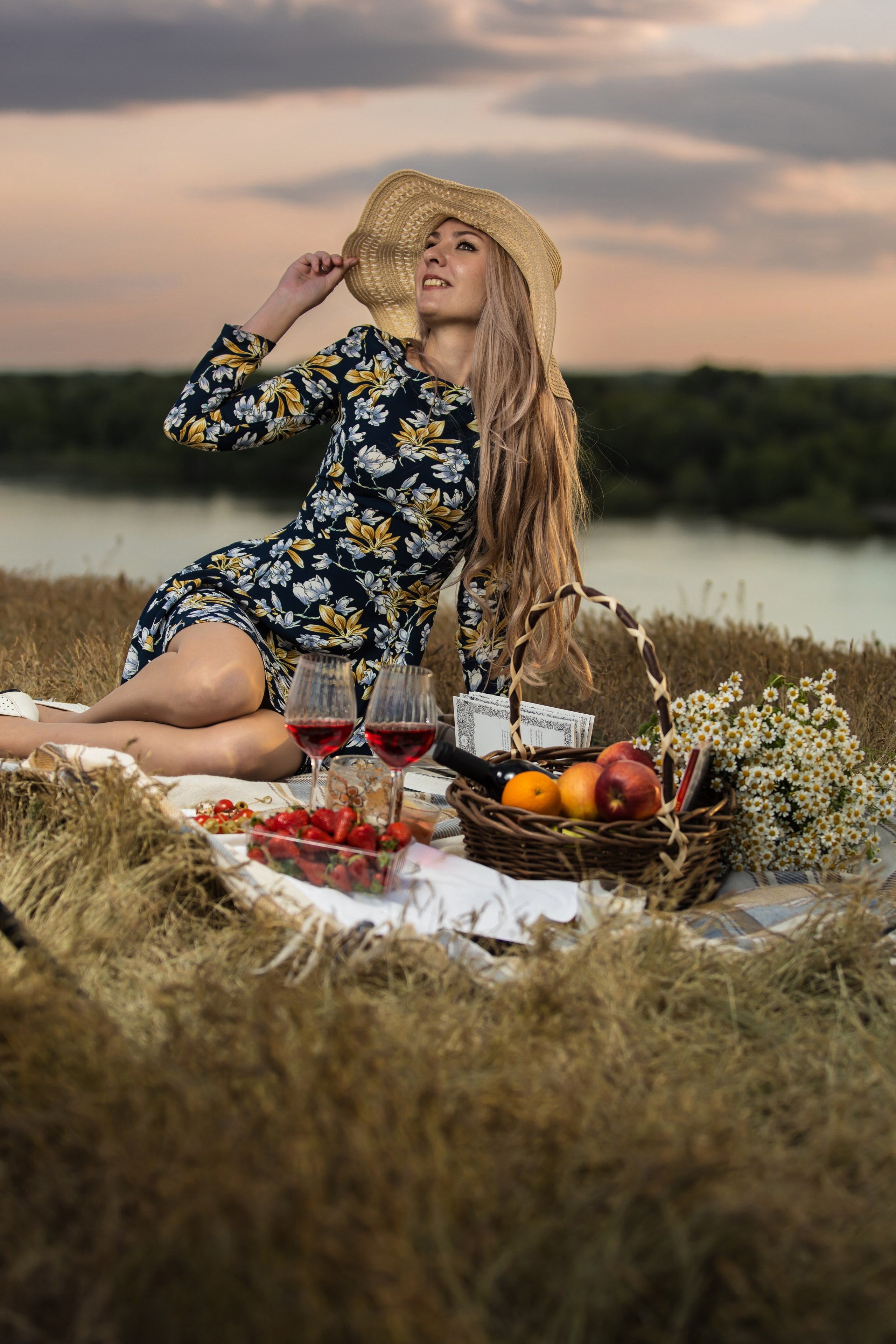 Оксана. Главная