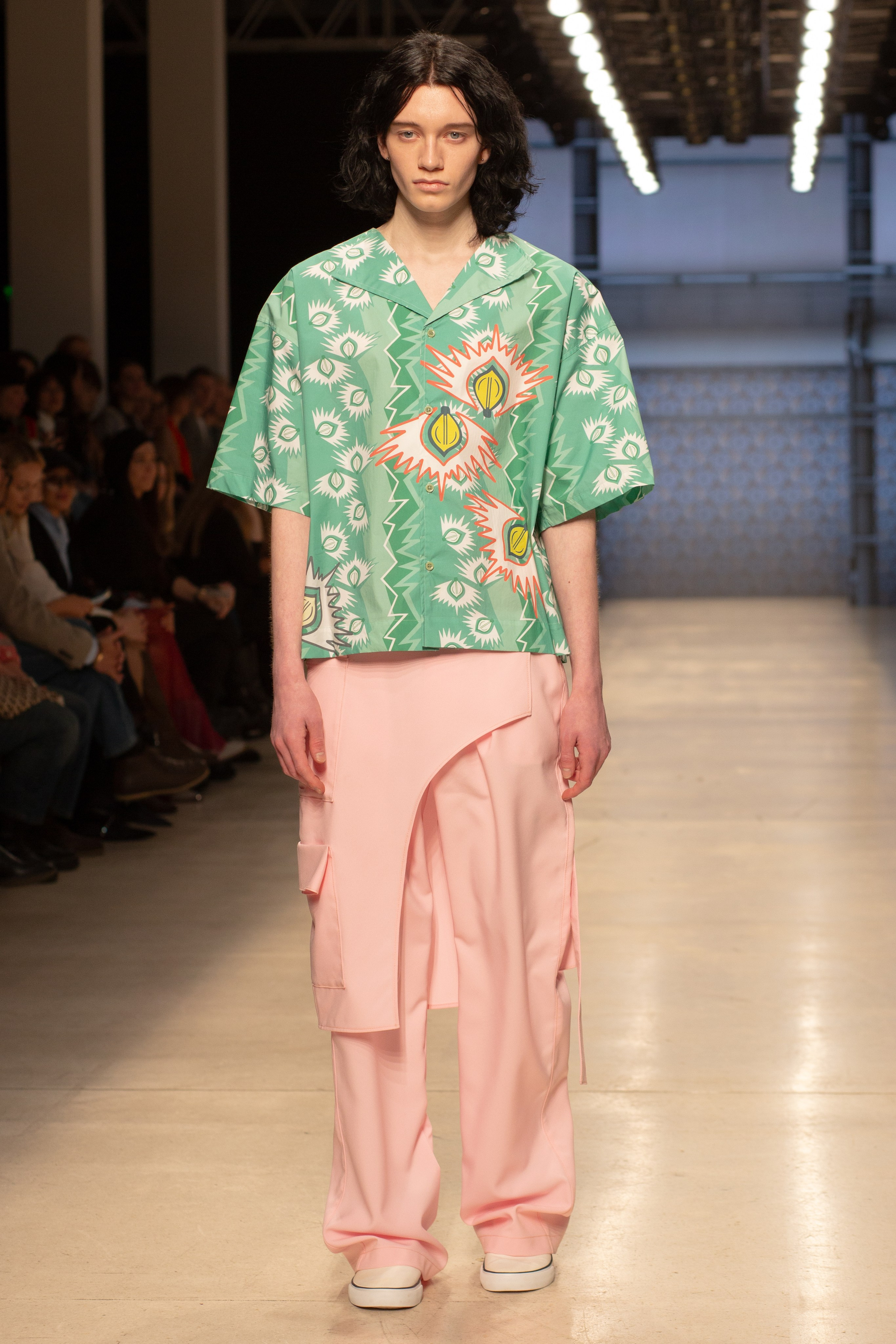 Reports from the Moscow Fashion Week shows. Neumann’s moon