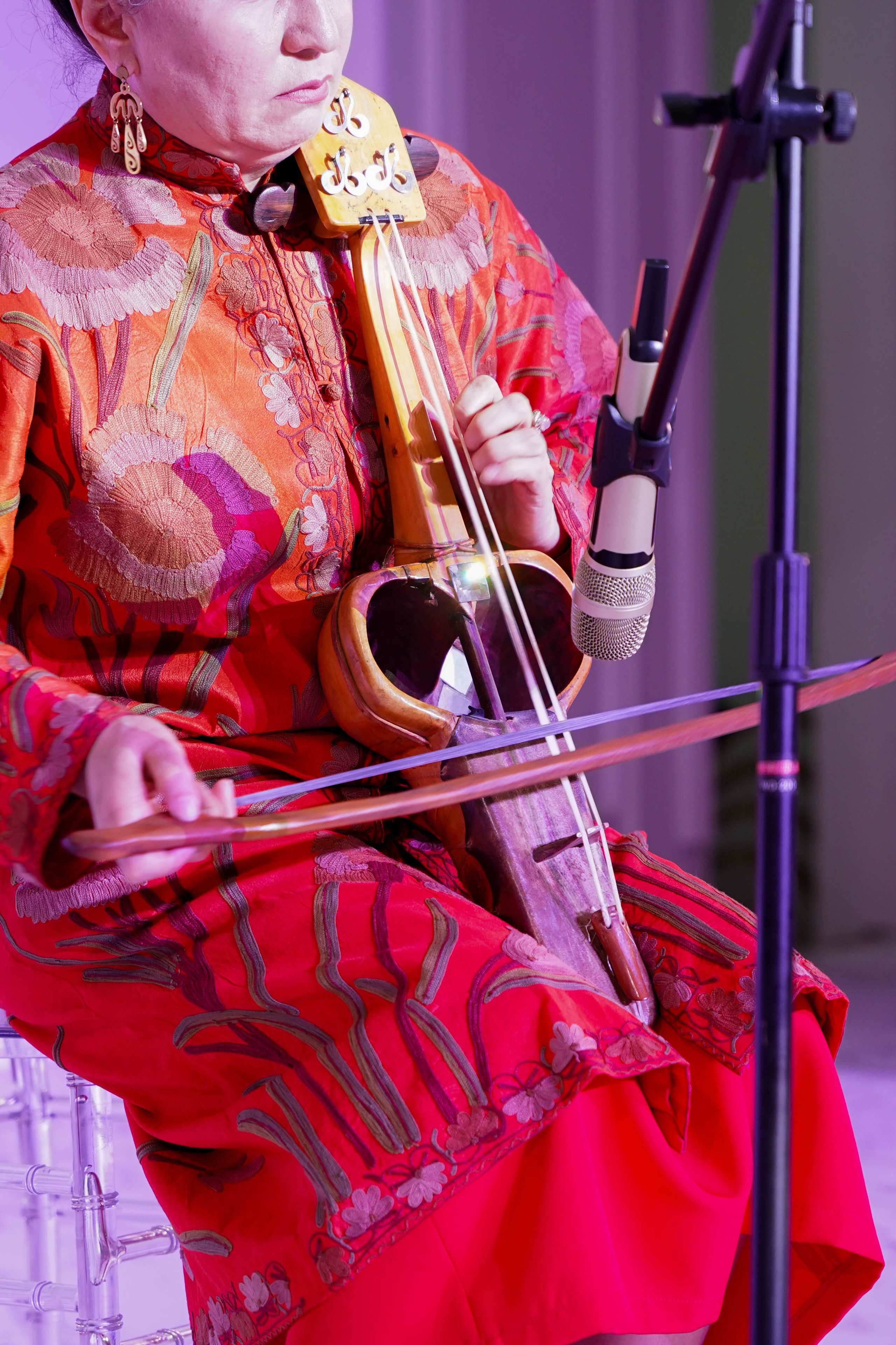 Dana uzatu. Фотограф Ернар Ержанов