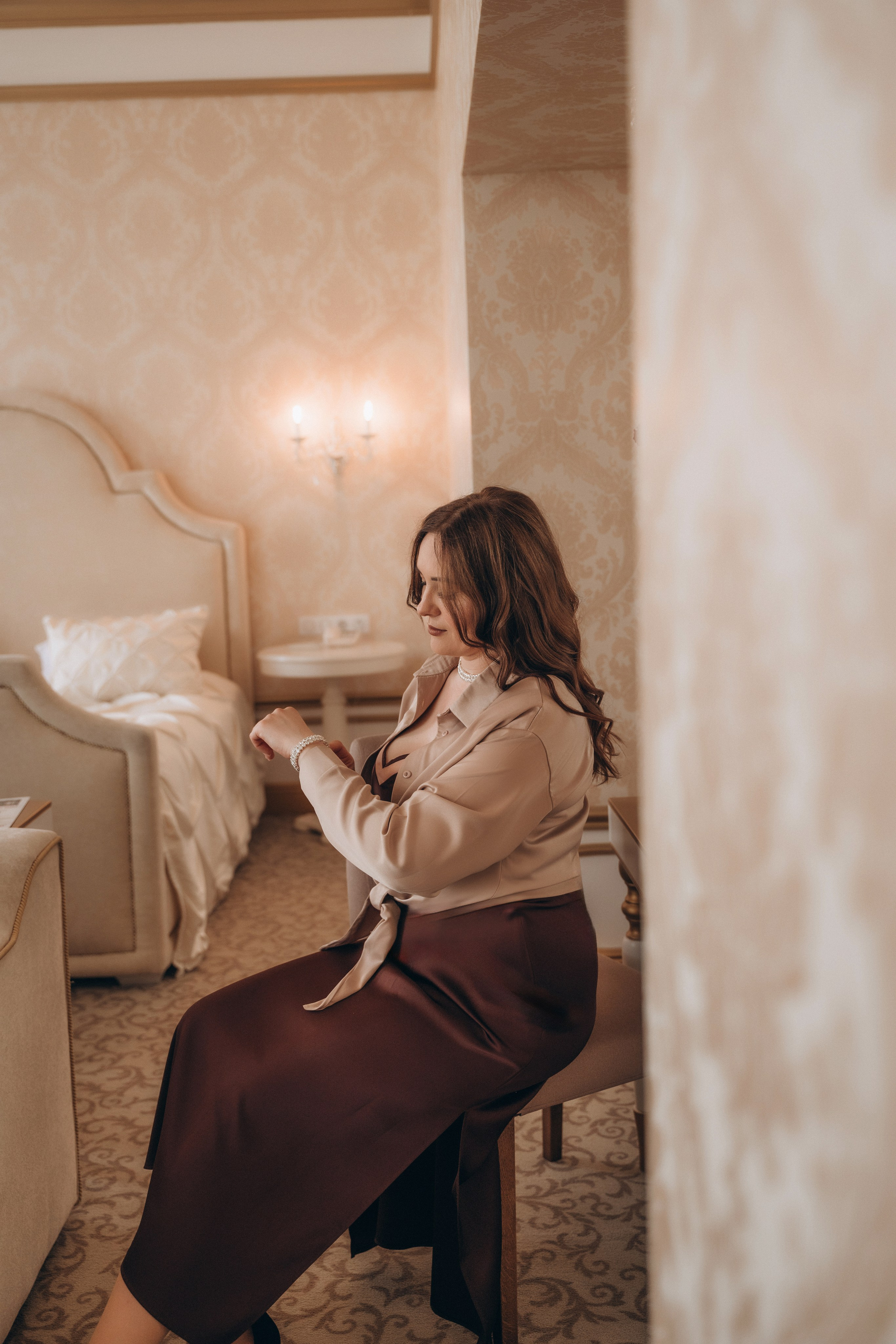 Анастасия фотосессия в отеле. Семейный фотограф в Белгороде Амелина Алина