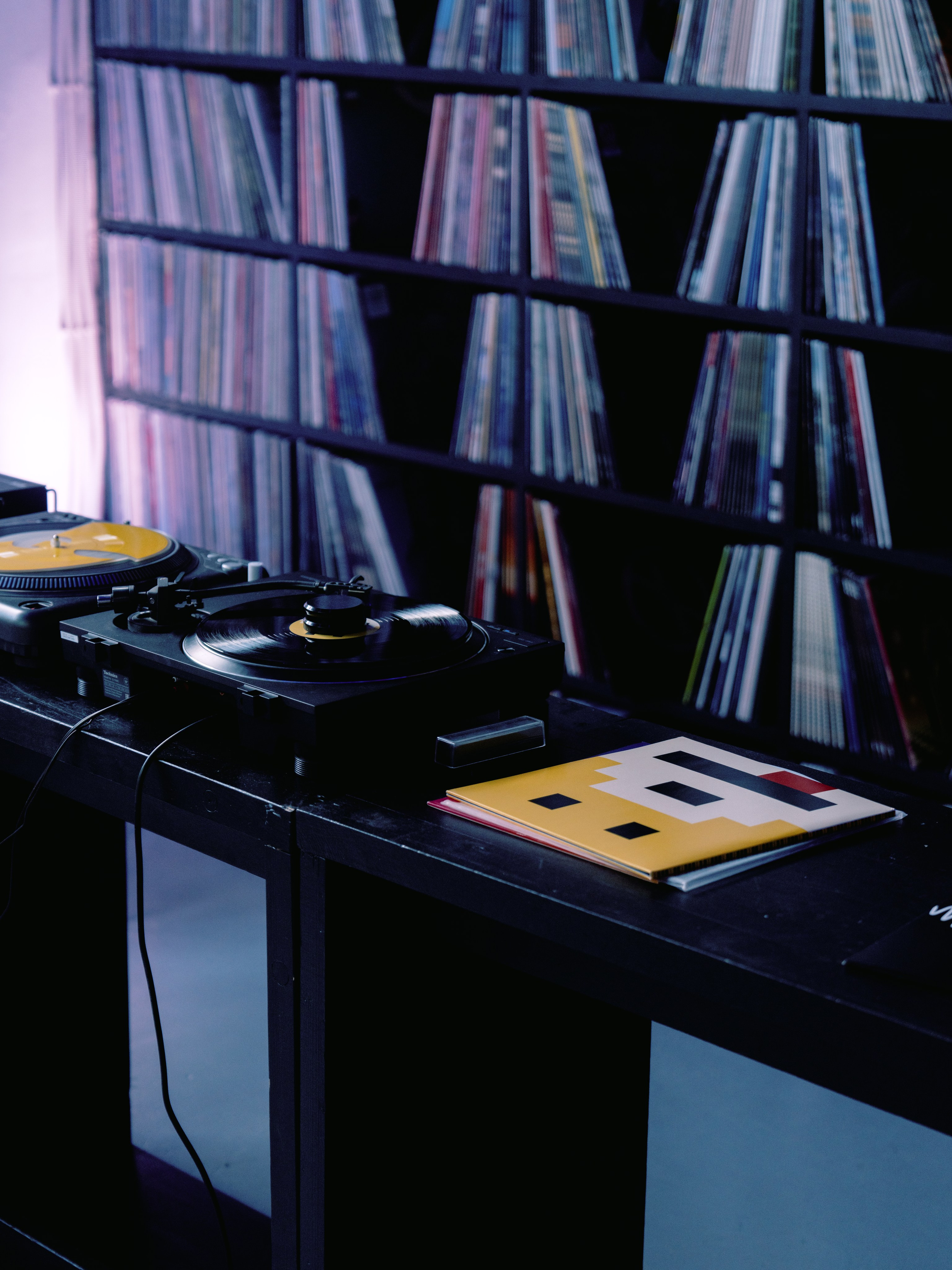 Stoprobot Vinyl III. @tomrus: Рустам Шагиморданов — фотограф