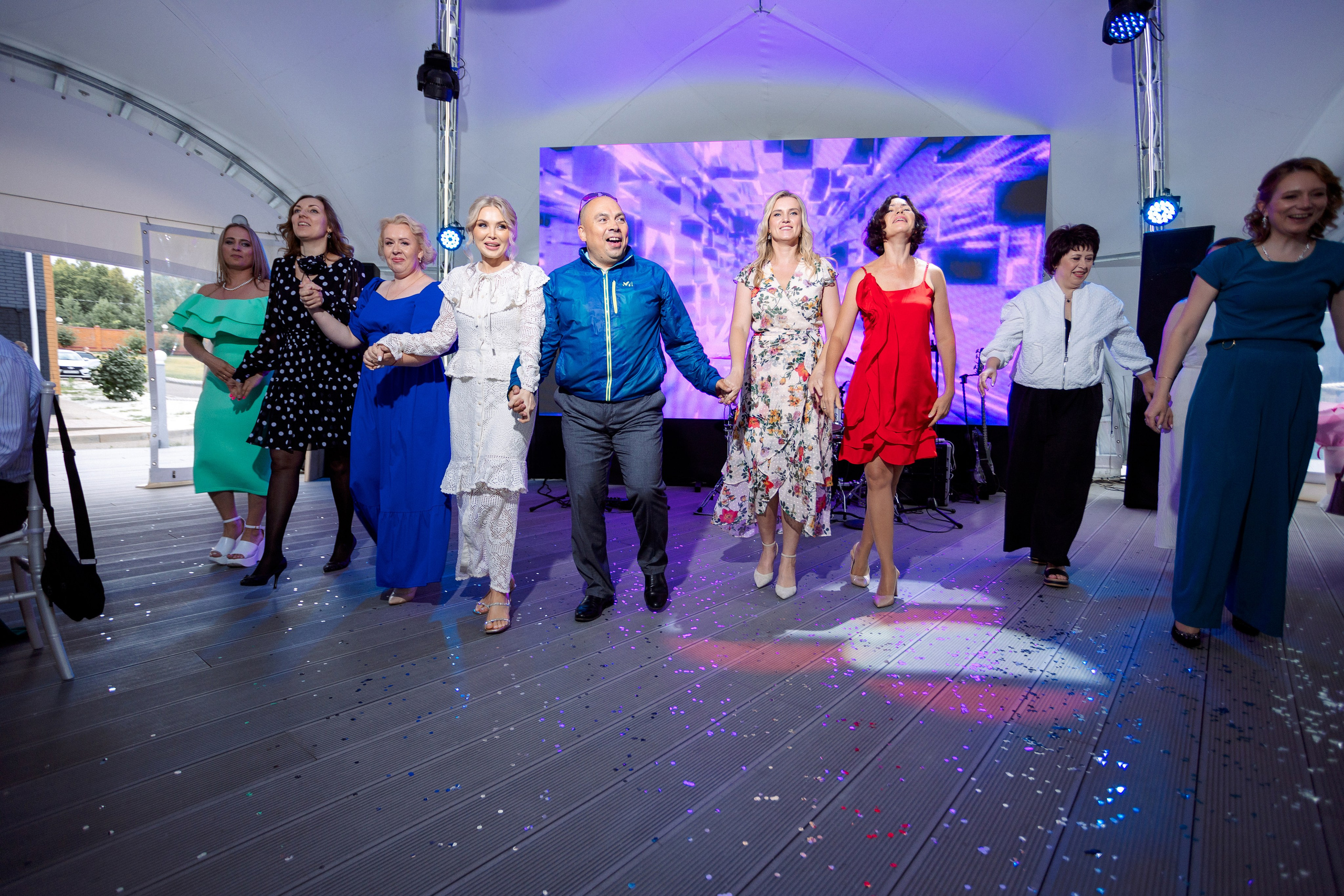 ВЫПУСКНОЙ: Волки-Липки. Все фото. Профессиональный фотограф в Ижевске Леша Петров