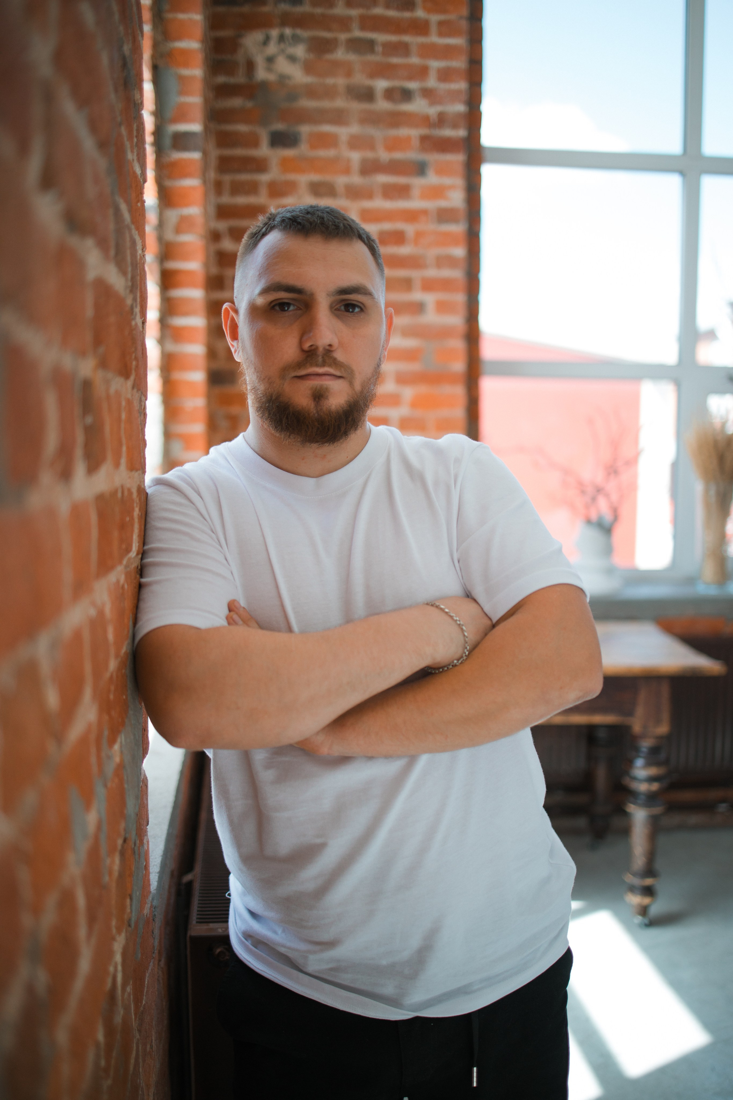 Фотосессия с ребенком в фотостудии. Выпускные альбомы в Серпухове