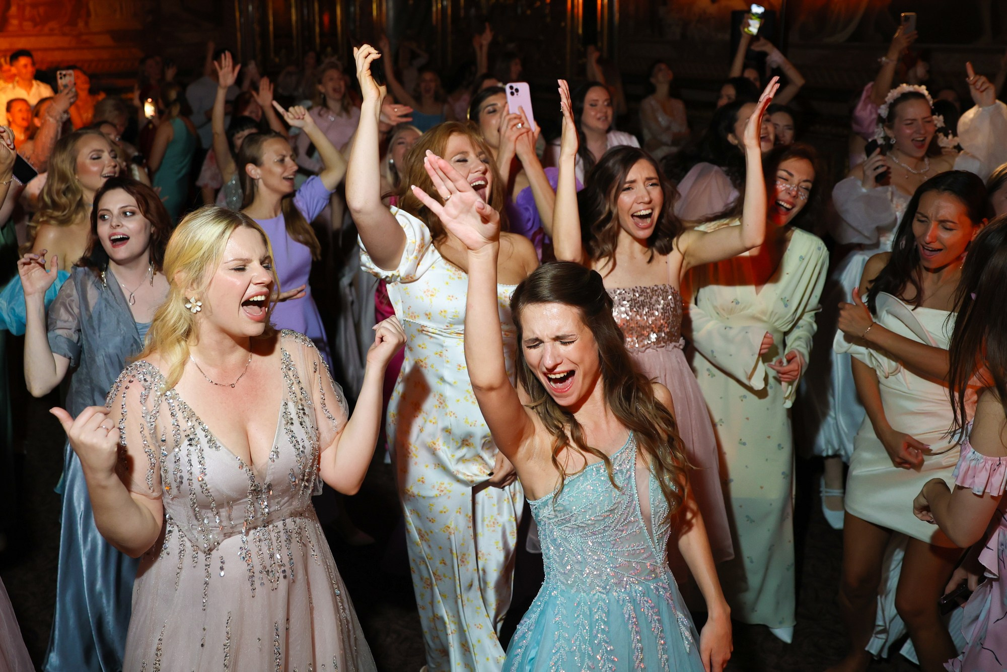 Бал на Неве. Фотограф Дарья Попова