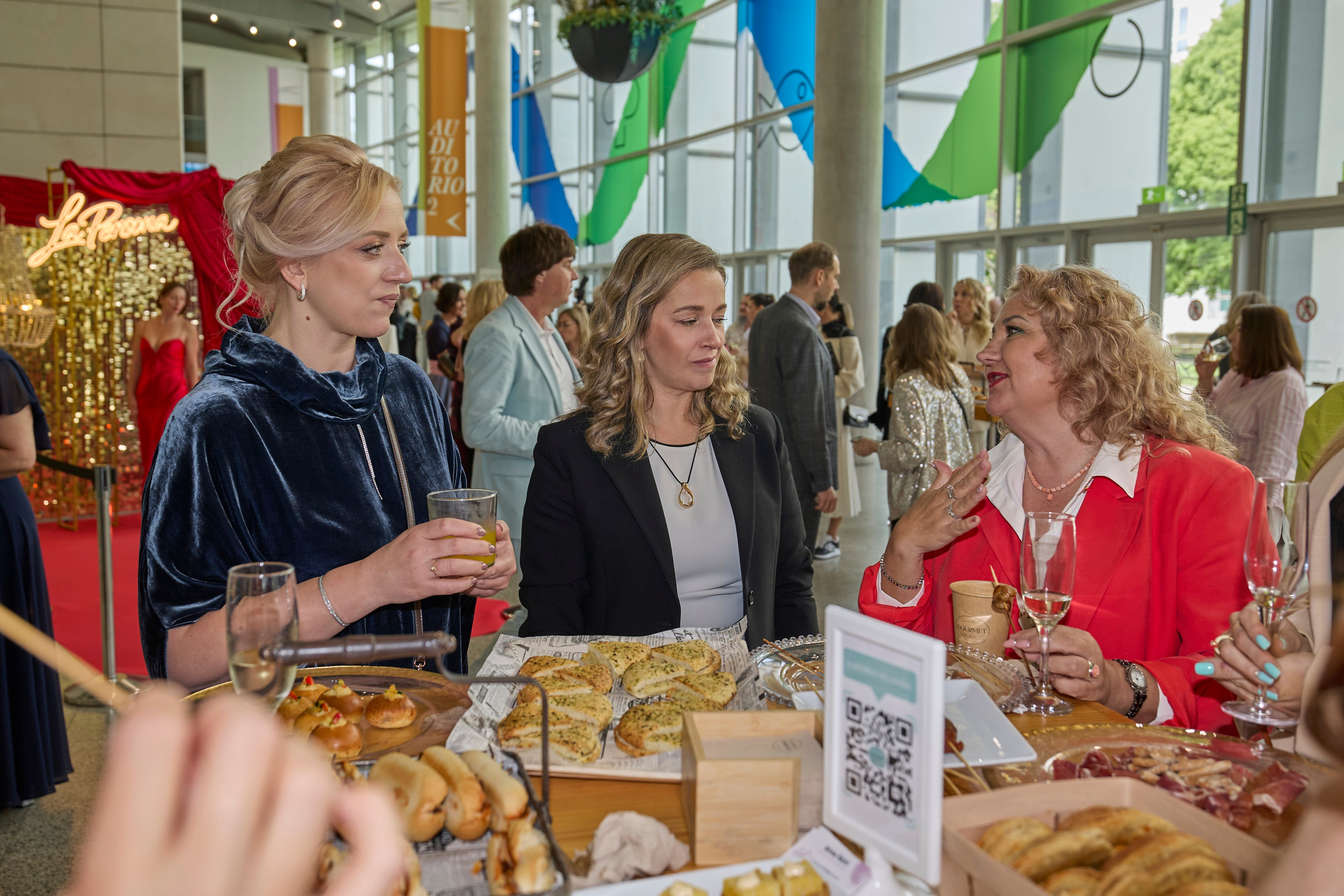 La Persona Awards 2026. Fotógrafa, videógrafa y piloto de dron en Valencia, España - Anna Baranova