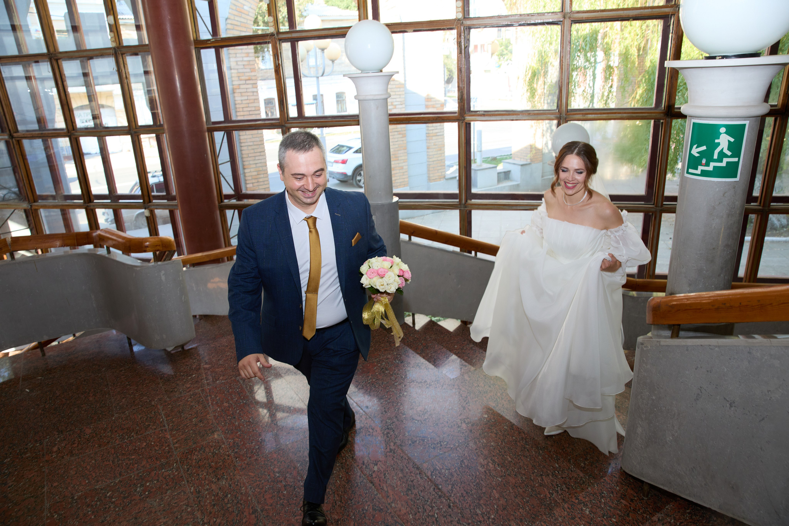 Свадебная фотография. Репортажный фотограф в Самаре