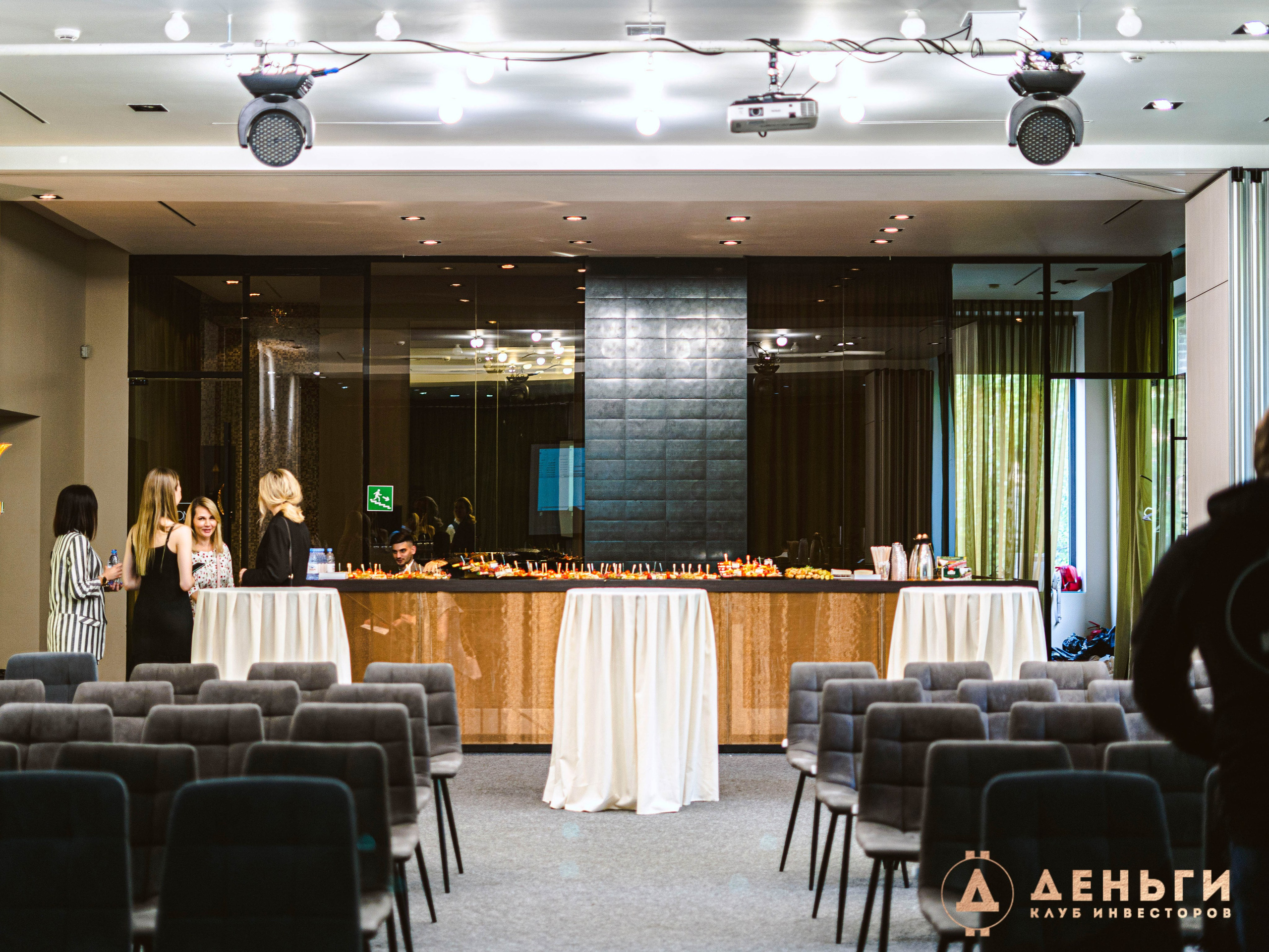 Инвестиционный клуб ''Деньги». Свадебный фотограф