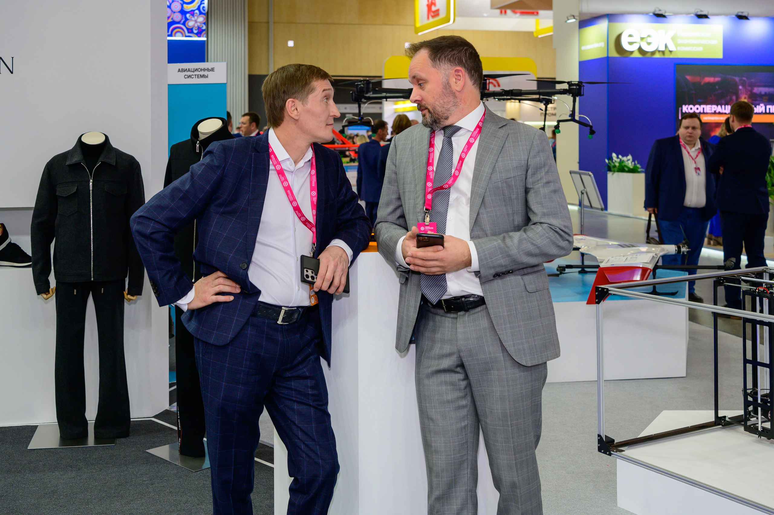 BigindustrialweekBelarus. Фотоуслуги, услуги фотографа, фотографирование важных событий