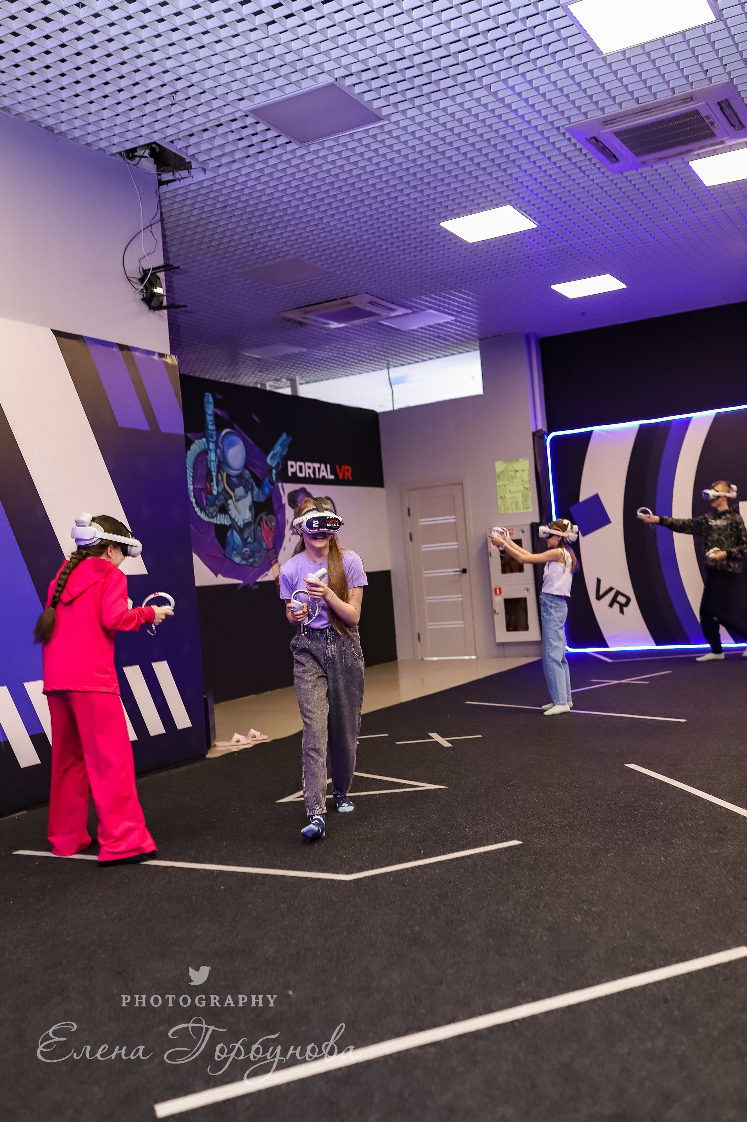 Репортаж в виртуальной реальности. Май 2024. Фотограф Пермь. Свадьбы. Семья и дети, школа, д. сад. Фотокниги