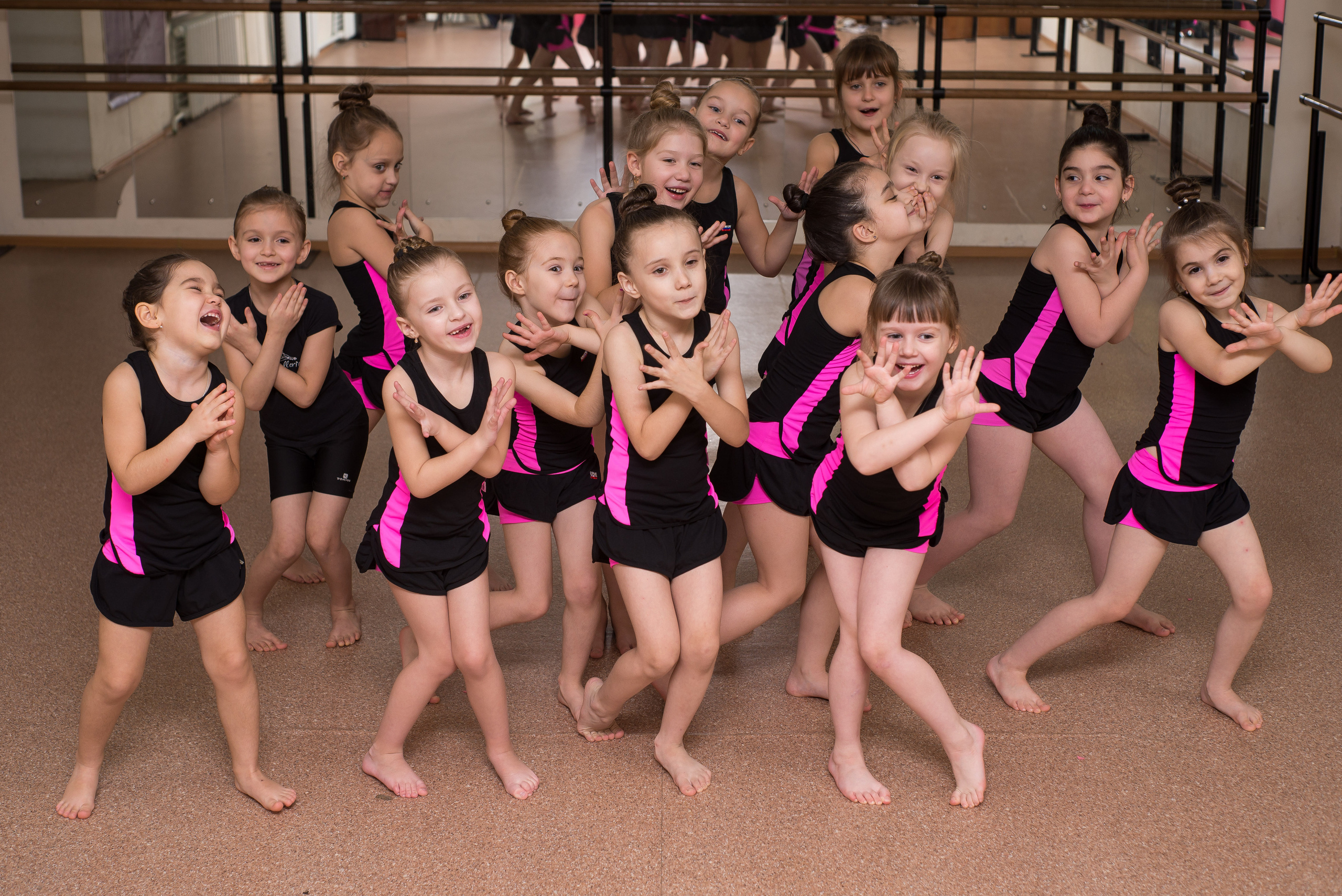 Танцы. Главная