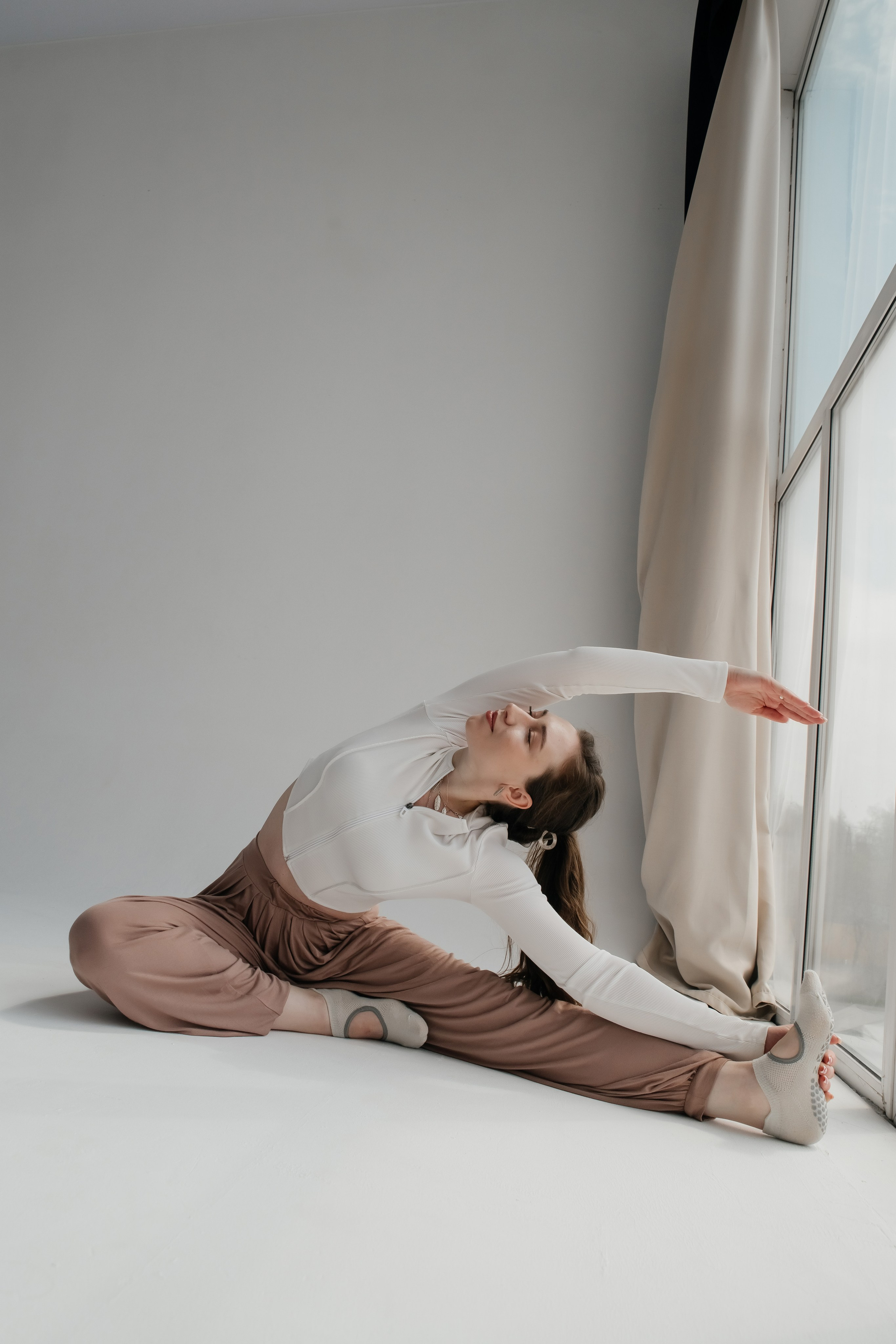 Студия Дыши. Фотограф Ярмишко Дарья. Выпускные фотокниги