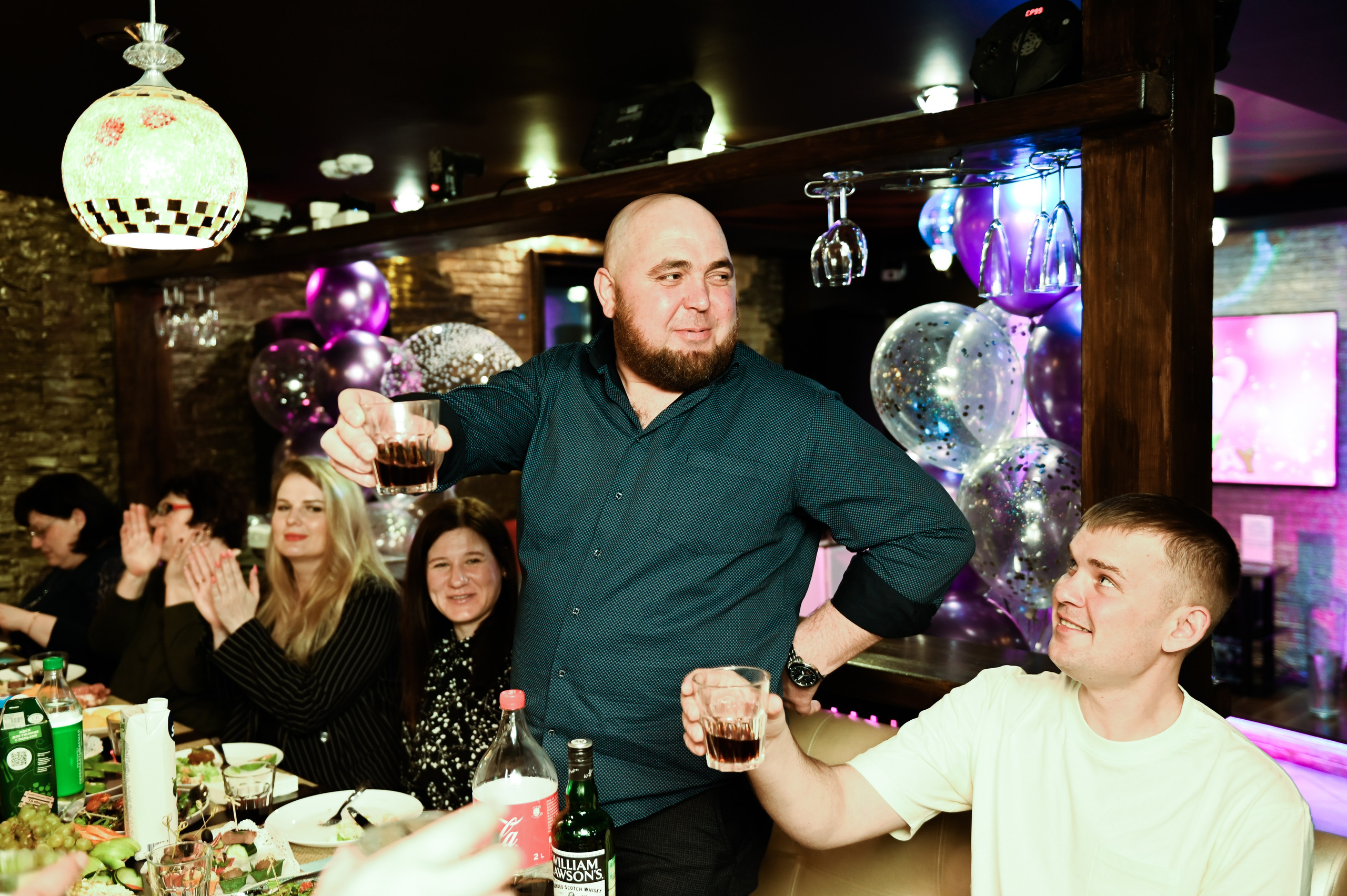 День рождения. Свадебный, семейный, детский, контент фотограф в Омске Максим Ильин