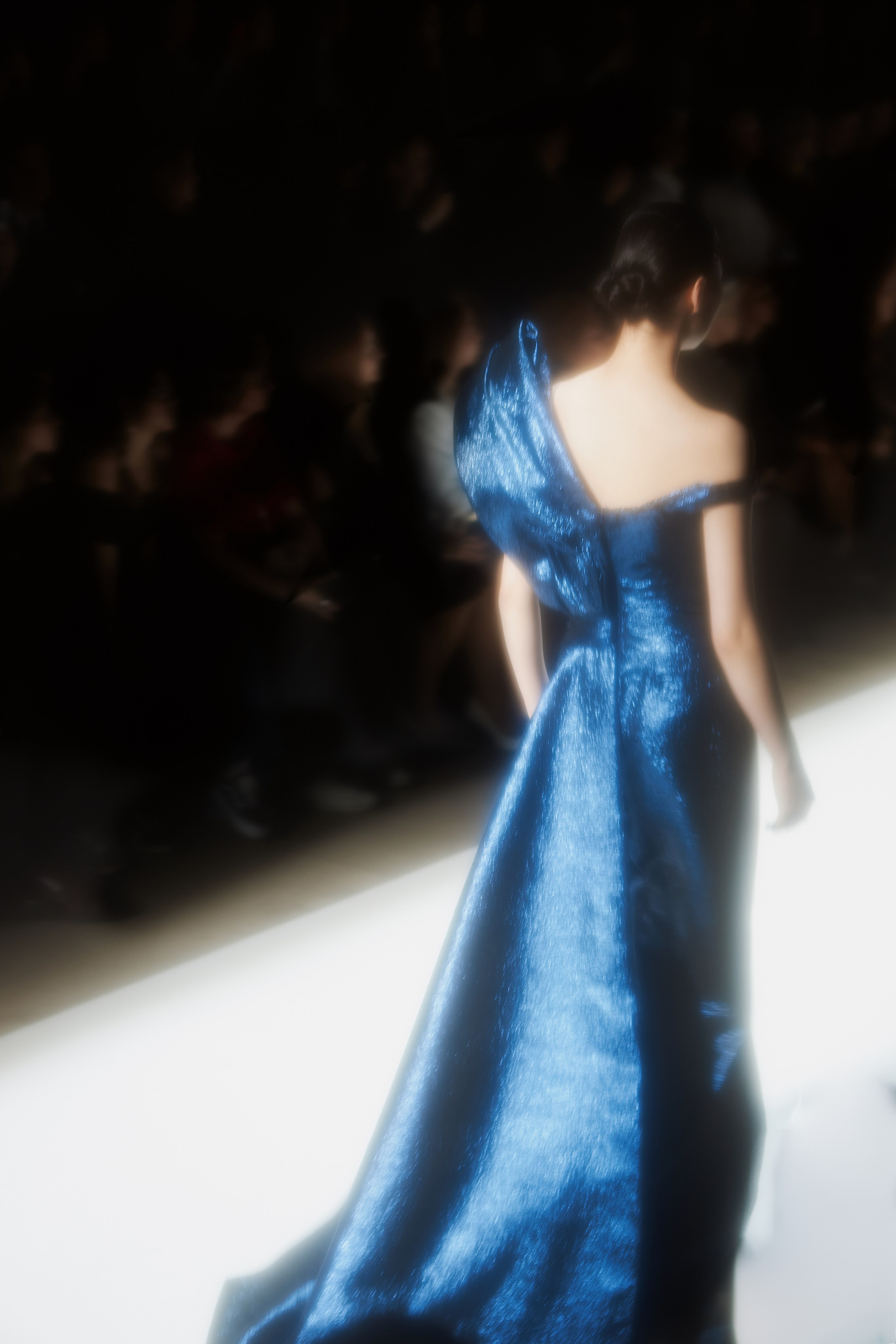 Неделя Моды в Москве Октябрь 2024 (Цвет). Фотограф в Мурманске Оксана Черноморец