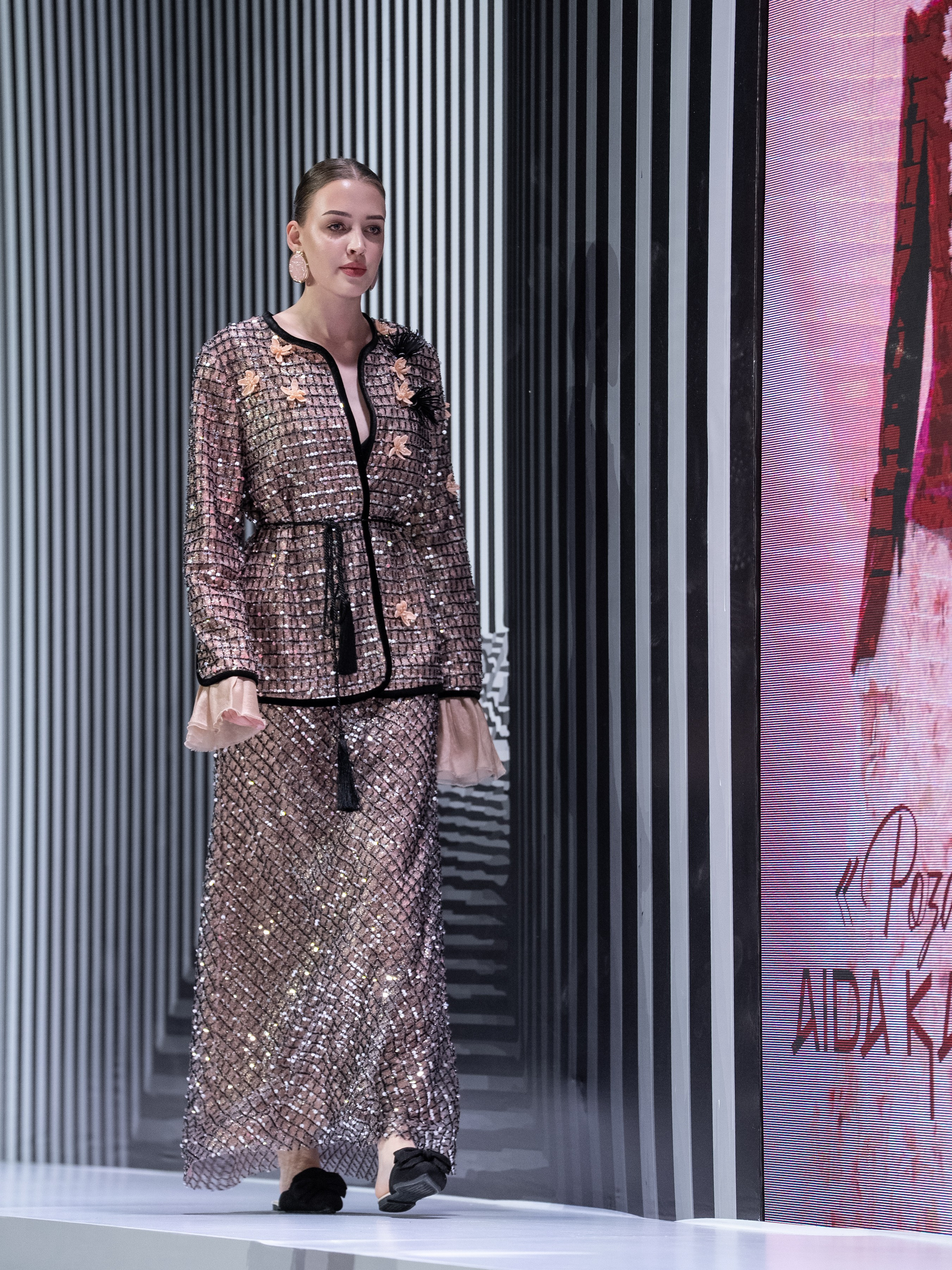 AIDA KAUMENOVA. Сайт Алматинского НЮ АРТ, будуар и фэшн фотографа Дениса Карпенко