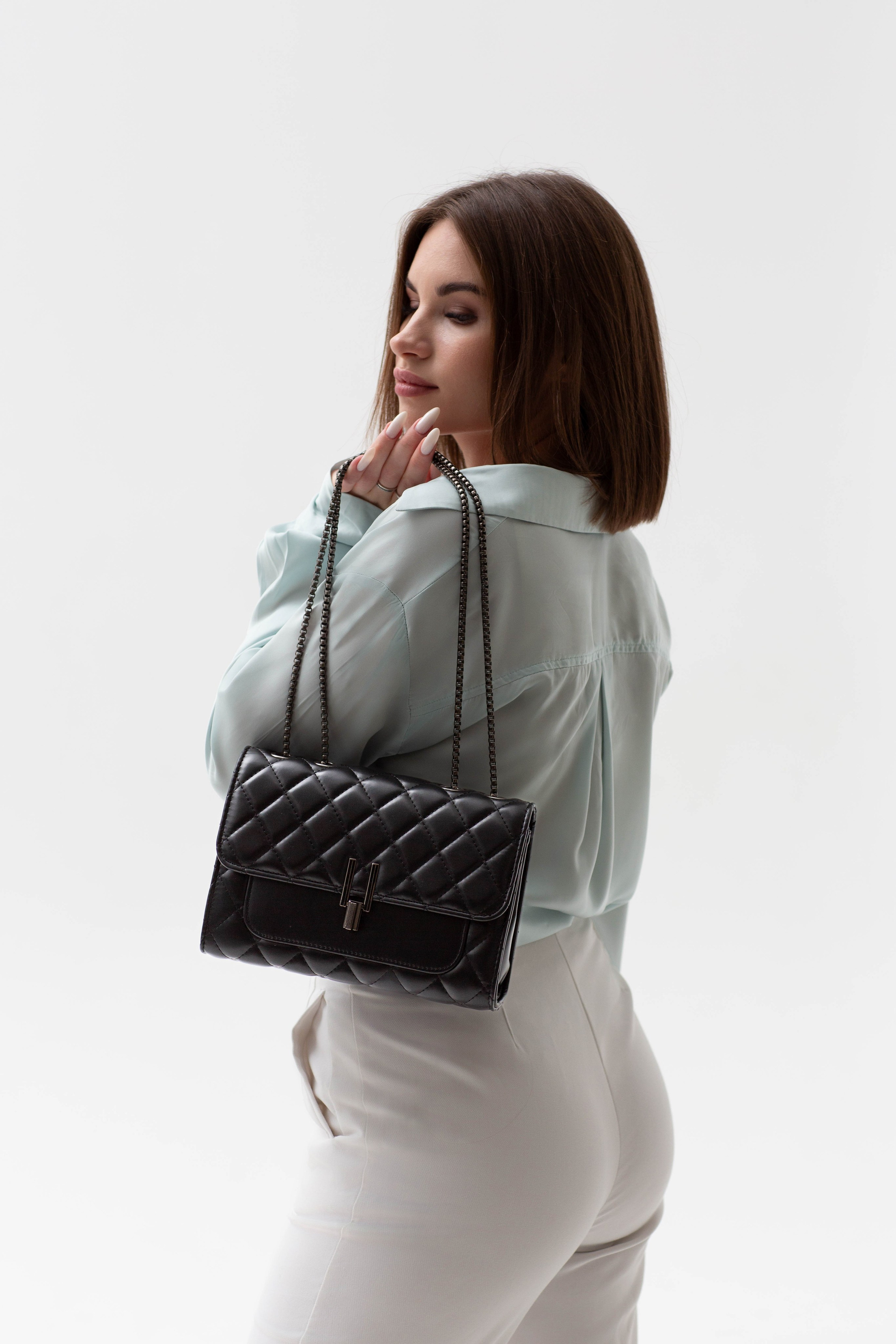 Контент съёмки одежды. Фотограф и видеограф Иркутск, семейная фотосессия, фото для аватарки