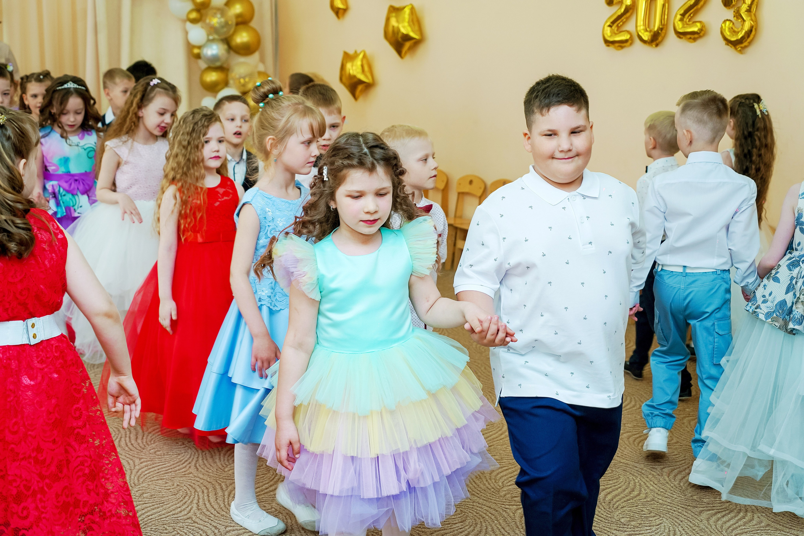 Фотосъемка видеосъёмка фотограф видеооператор новогодних утренников  в. Фотограф, видеооператор Нина Коршунова