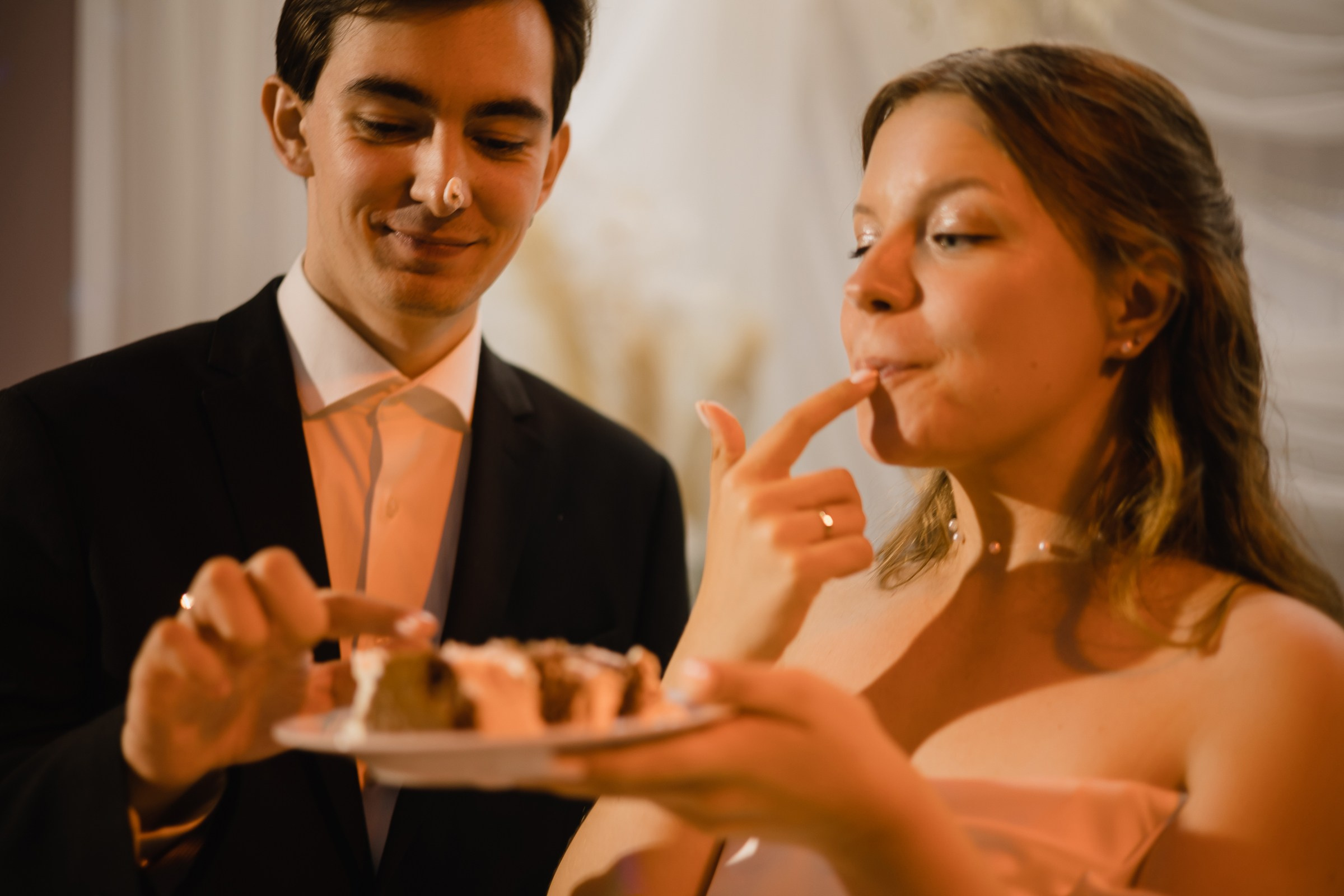 Эльвира и Иван. Свадебное агентство «Всё Серьёзно»