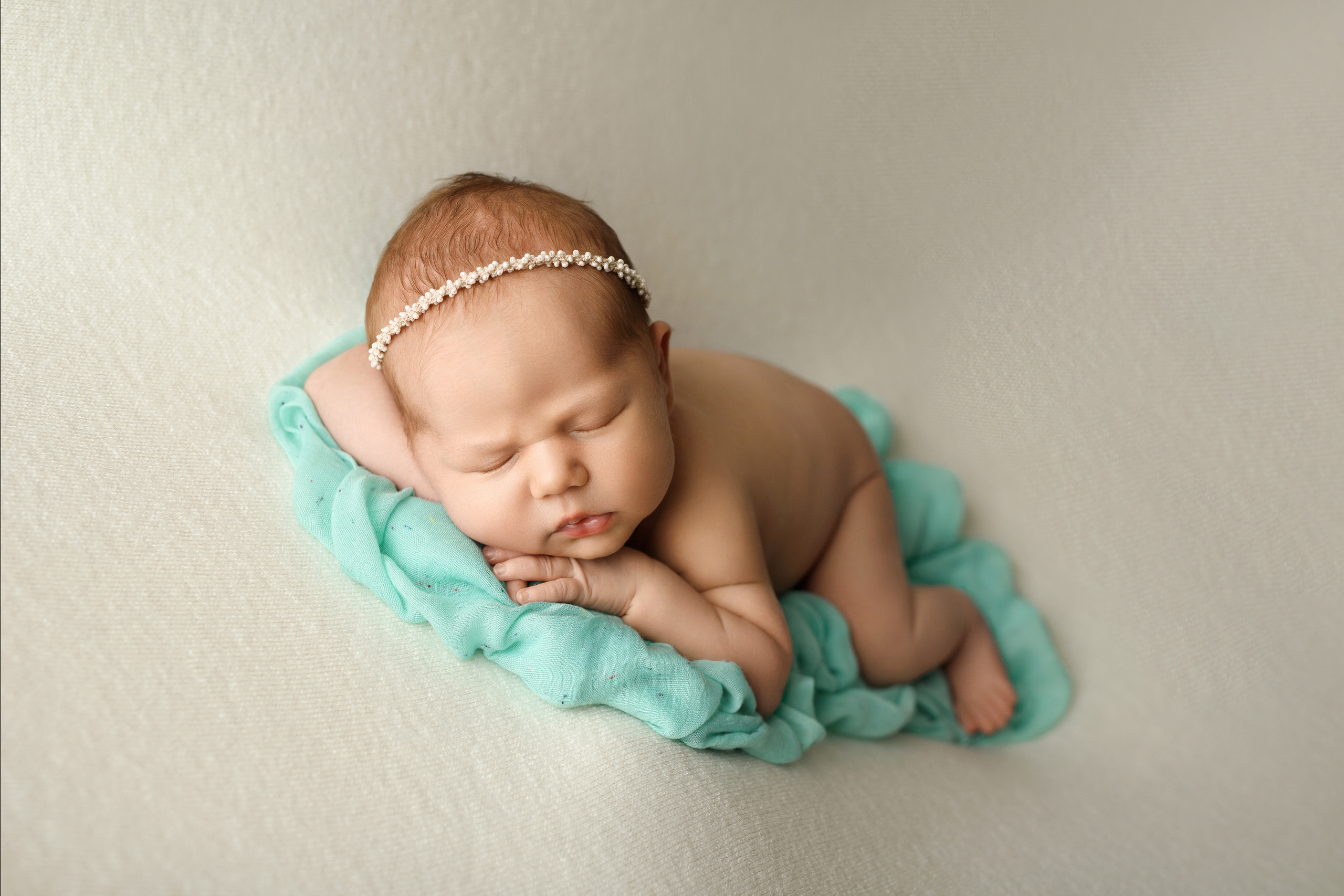 Фотосессия малыша Екатеринбург. Фотосессия новорождённого Екатеринбург. Фотограф newborn Екатеринбург. Фотограф новорожденных Екатеринбург. Фотограф Екатеринбург. Фотосессия Екатеринбург. Фотосессия под ключ Екатеринбург 