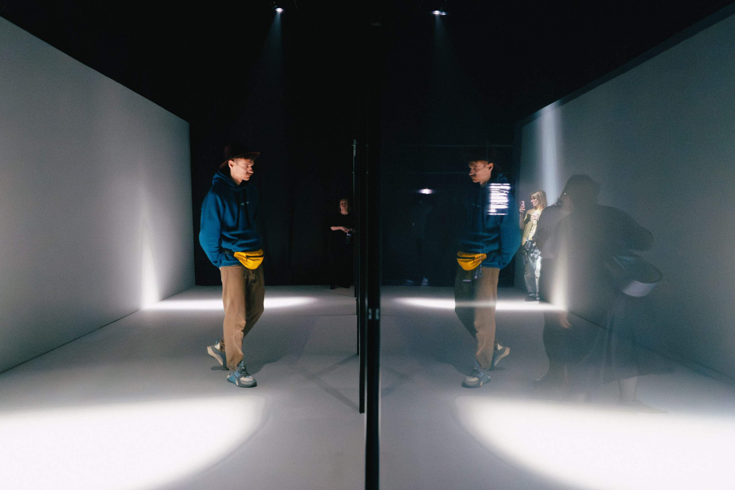 INTERVALS EXHIBITION выставка в Севкабель Порт