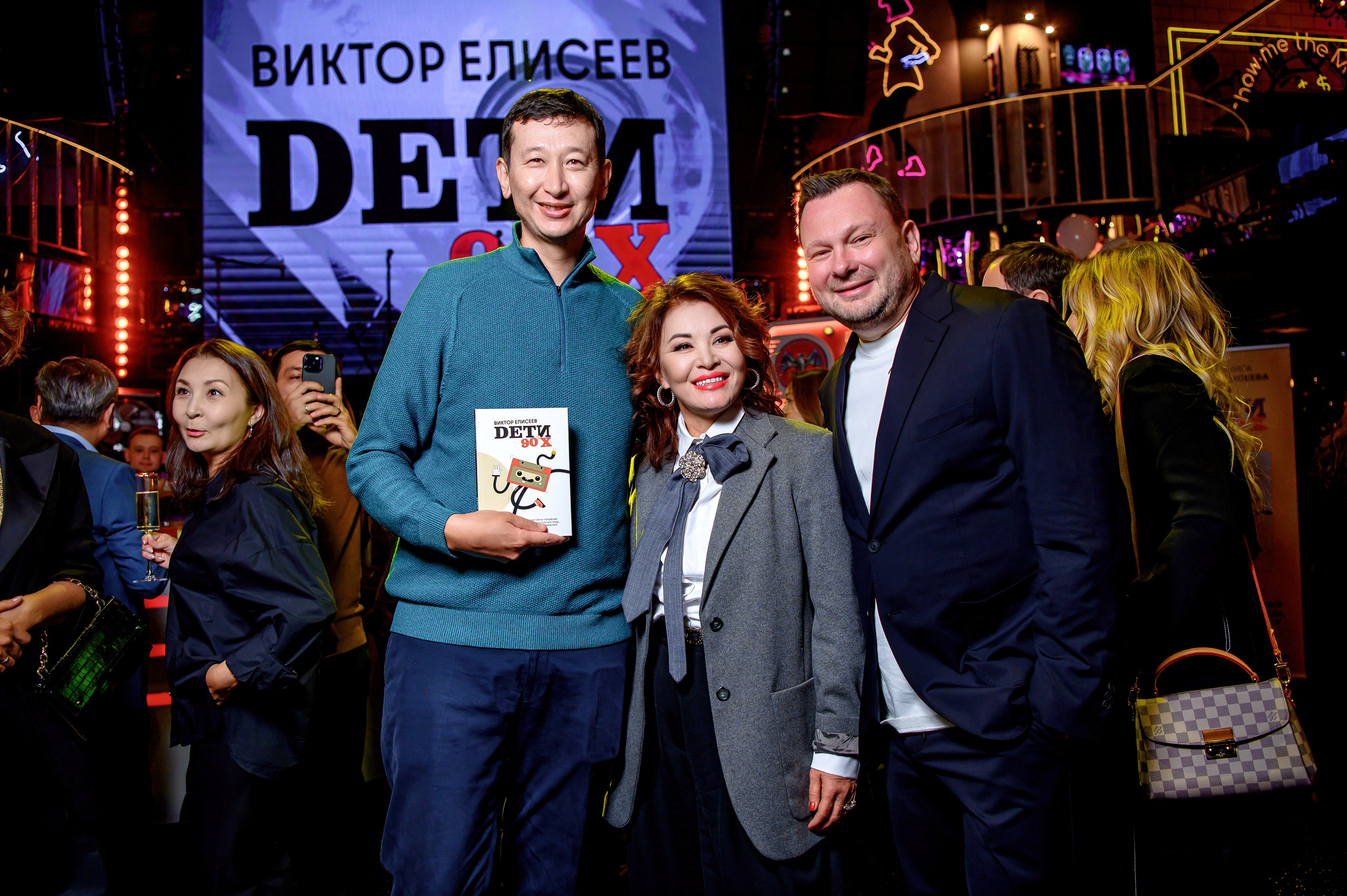 Презентации. Открытия. Елена Северина фотограф, Алматы: репортаж (спорт, концерты, конференции), предметная и фуд-съёмка, портреты, каталоги, фэшн, ретушь