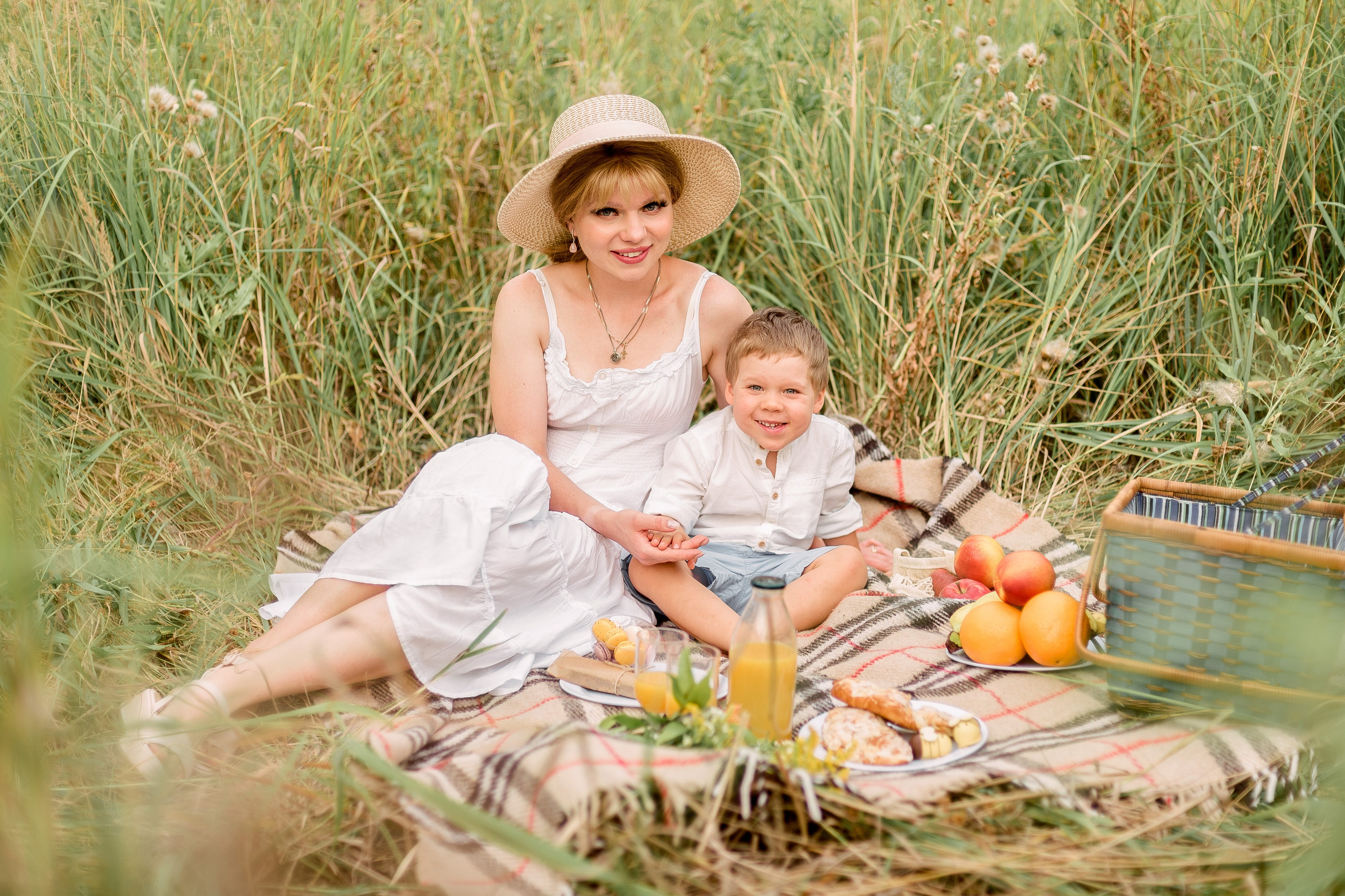 В поле. Фотограф Юлия Попова