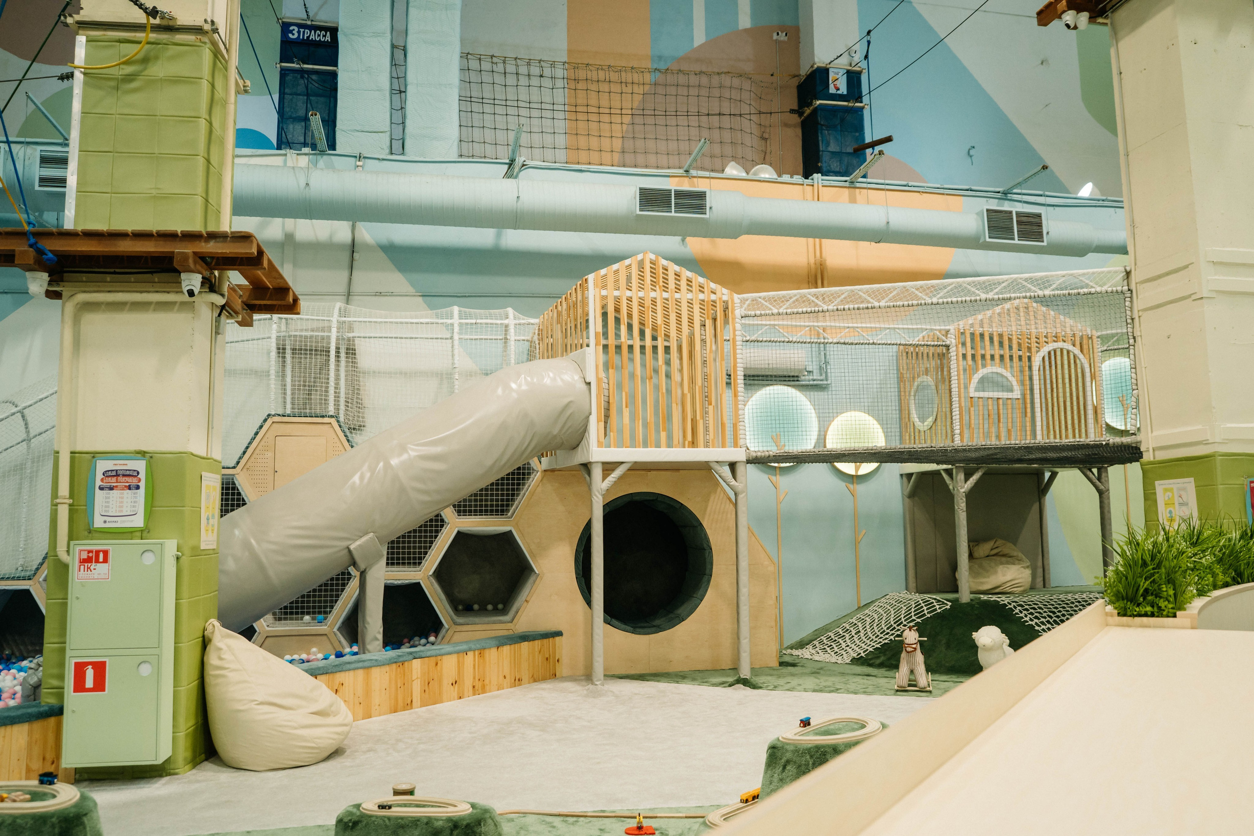 Интерьерная съемка для Мегалэд. Видеограф и Фотограф в Челябинске Ксения и Владимир Рюмины