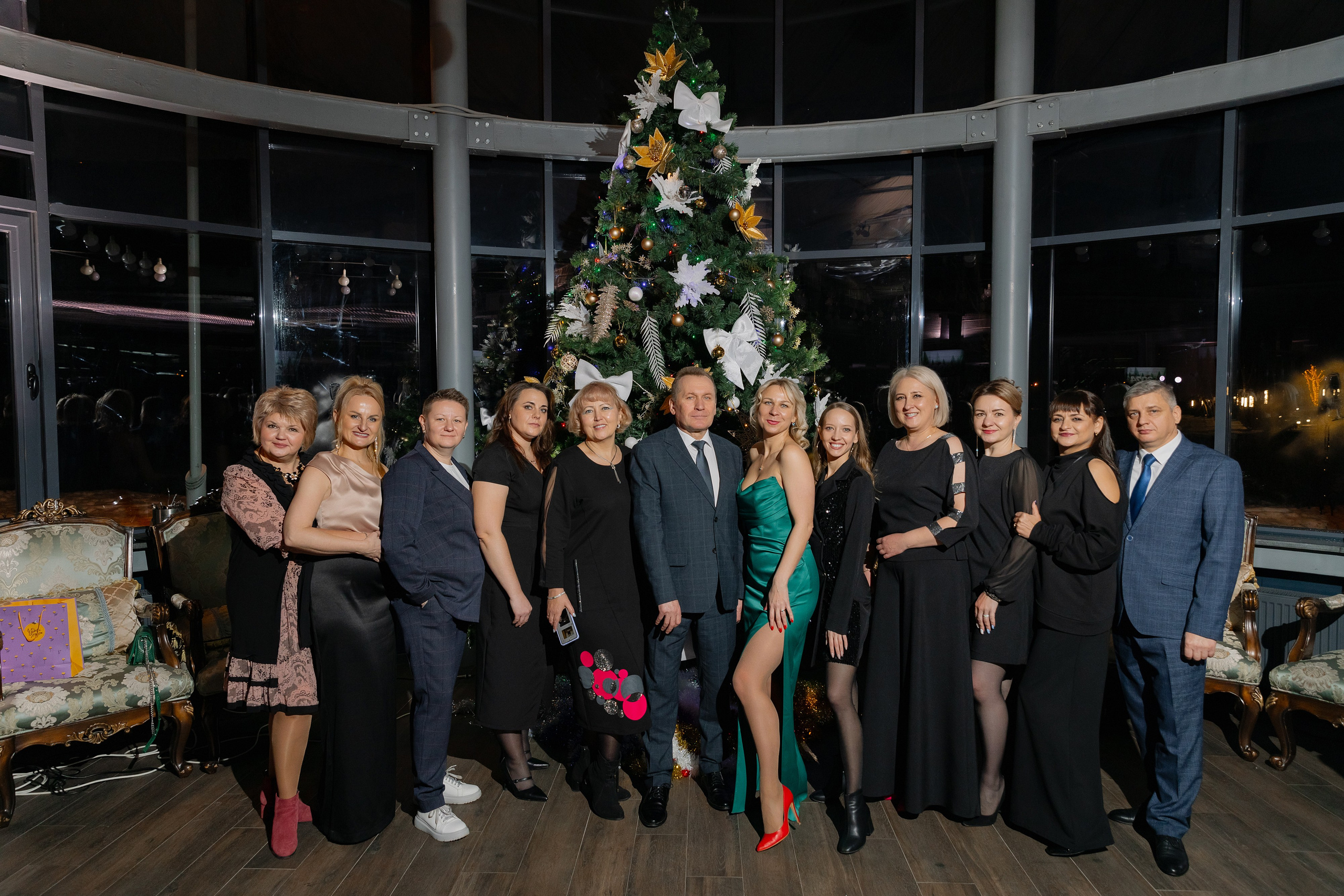 Корпоративная новогодняя фотосъемка для BELARUSBANK в Ресторане «Урарту». Свадебный фотограф в Минске/Беларуси Сергей Спиридонов