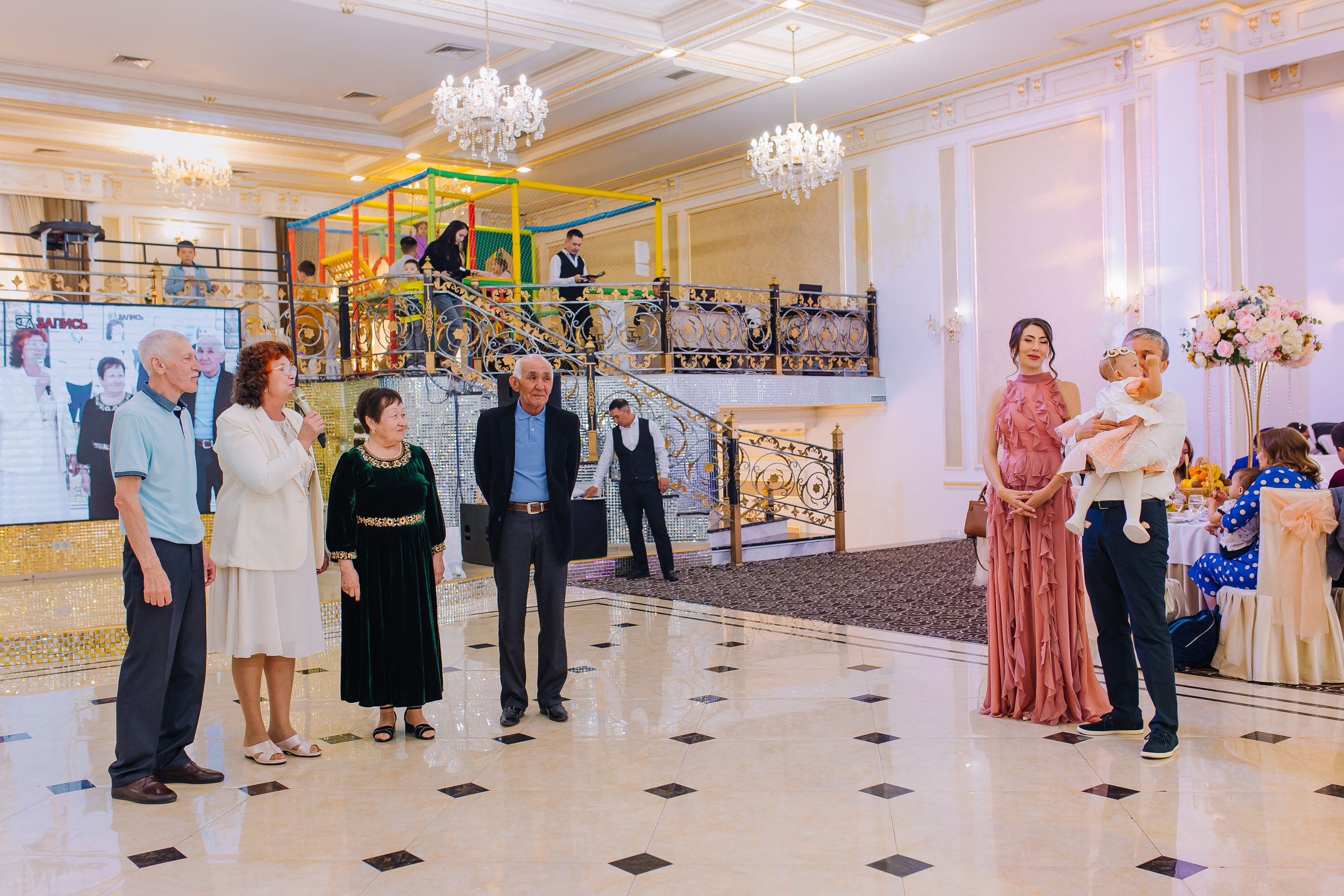 Репортаж. Свадебный и семейный фотограф в Алматы Laura Dosmann