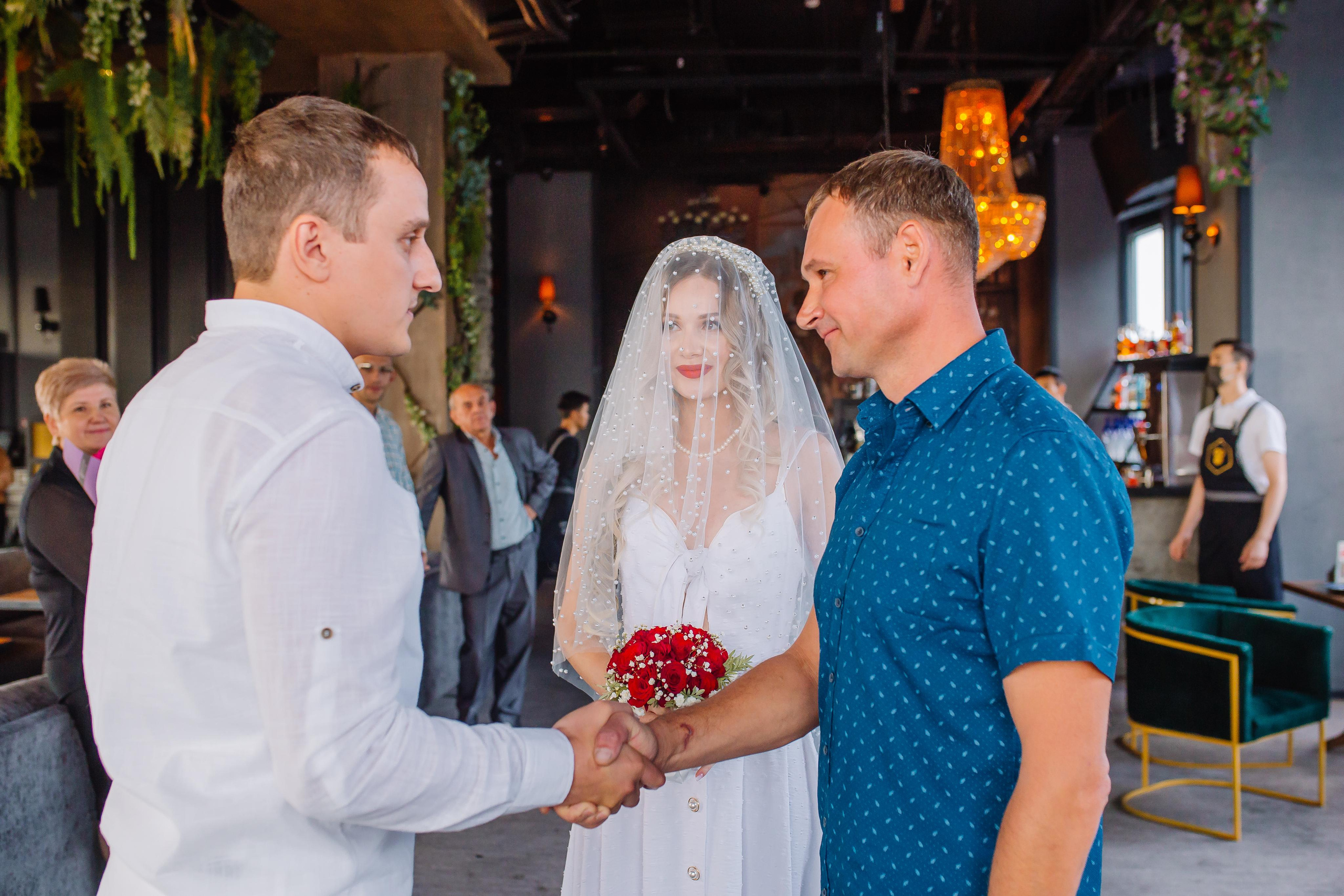 Репортаж. Свадебный и семейный фотограф в Алматы Laura Dosmann