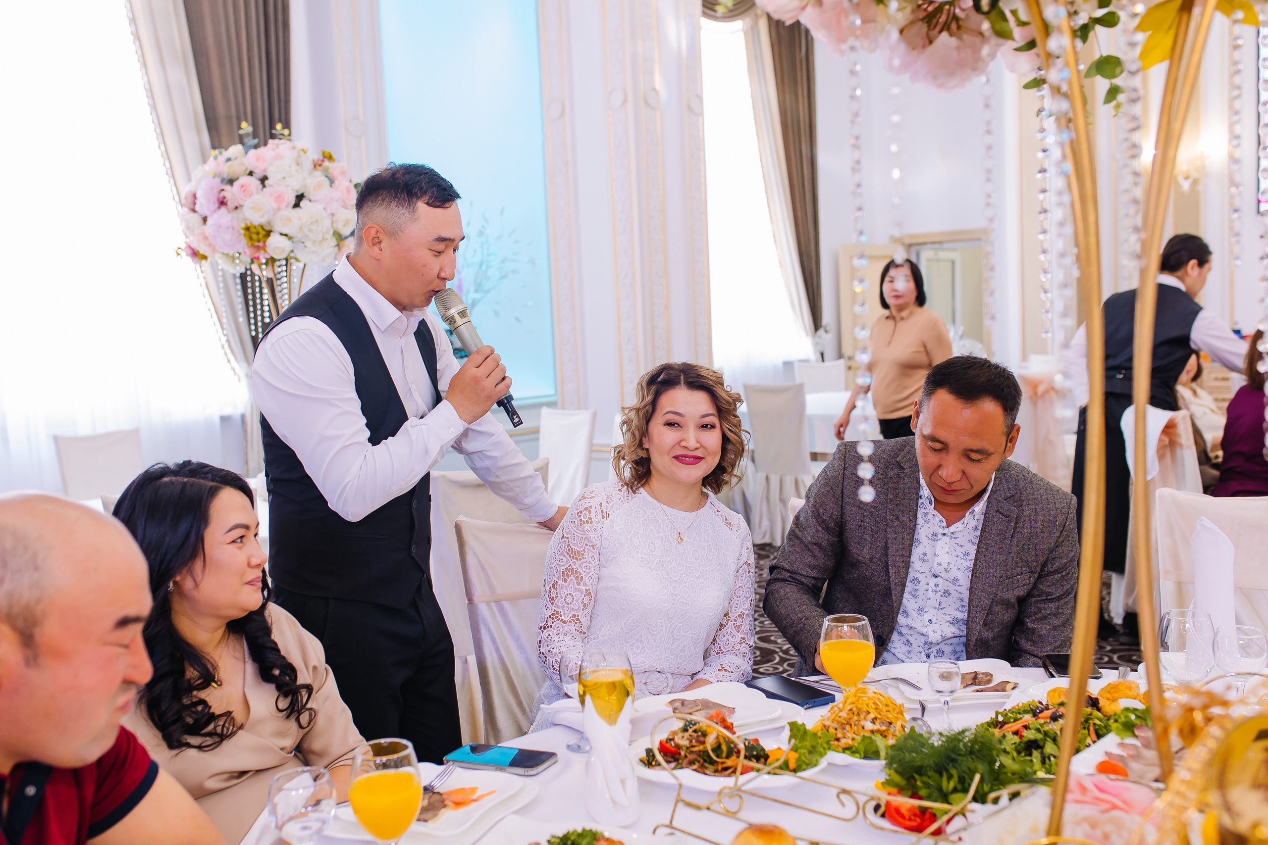 Репортаж. Свадебный и семейный фотограф в Алматы Laura Dosmann