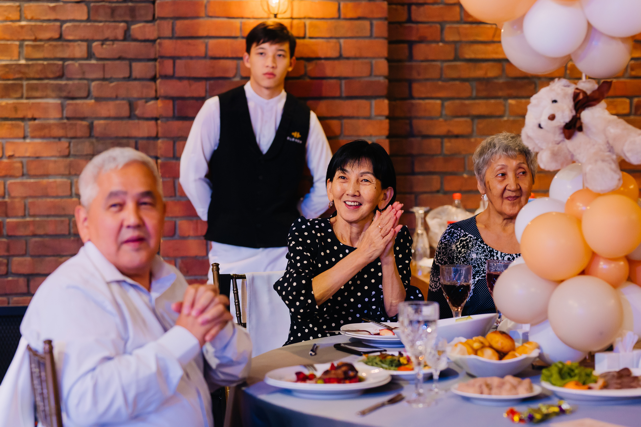 Репортаж. Свадебный и семейный фотограф в Алматы Laura Dosmann