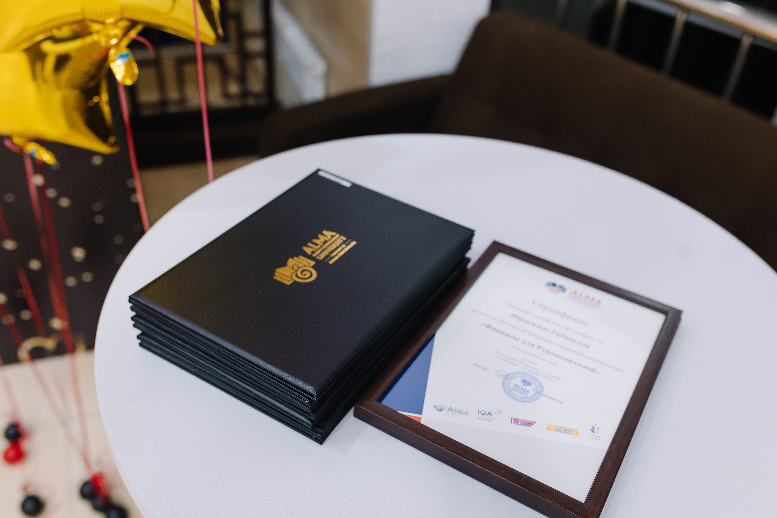 Репортаж. Свадебный и семейный фотограф в Алматы Laura Dosmann