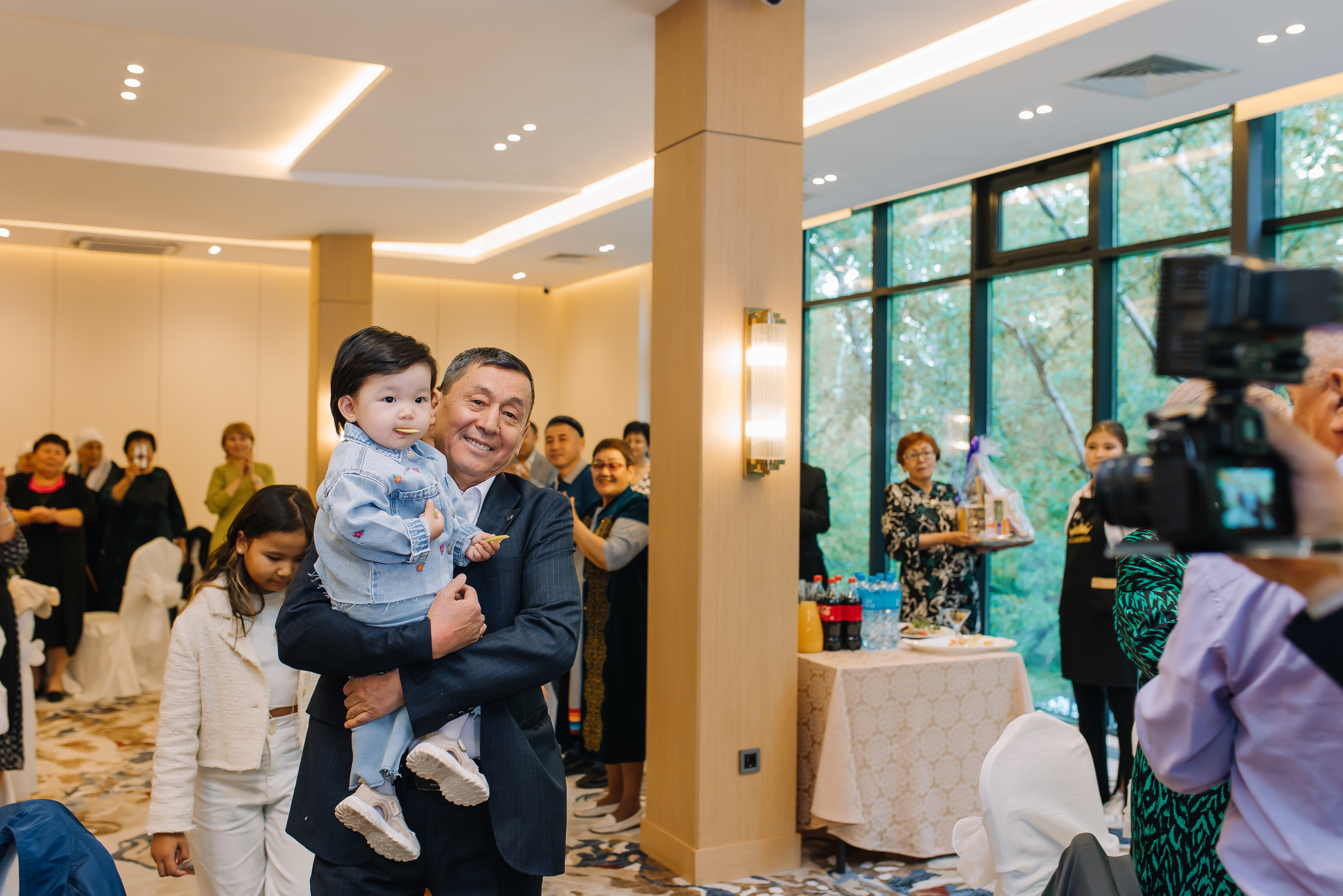 Репортаж. Свадебный и семейный фотограф в Алматы Laura Dosmann