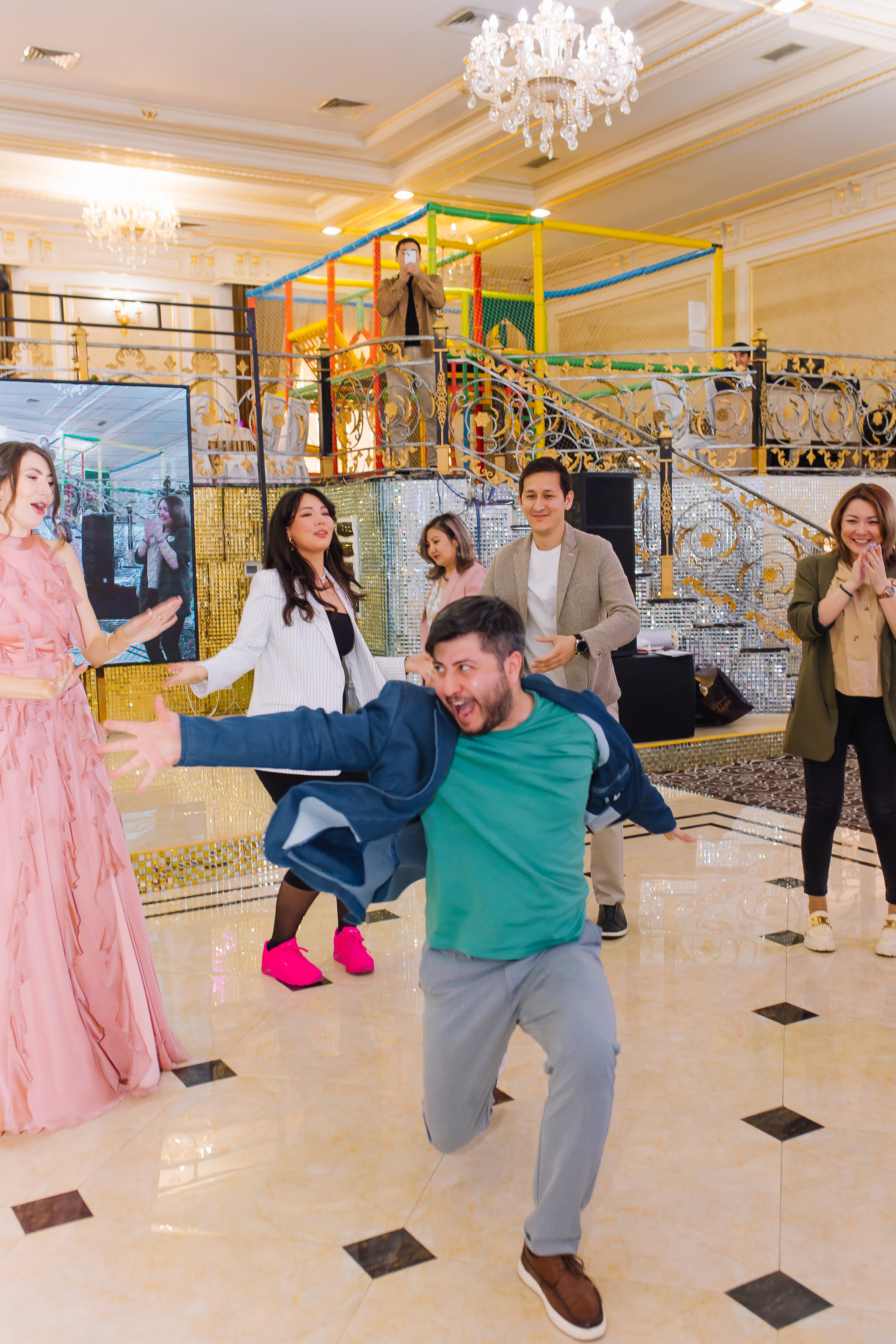 Репортаж. Свадебный и семейный фотограф в Алматы Laura Dosmann