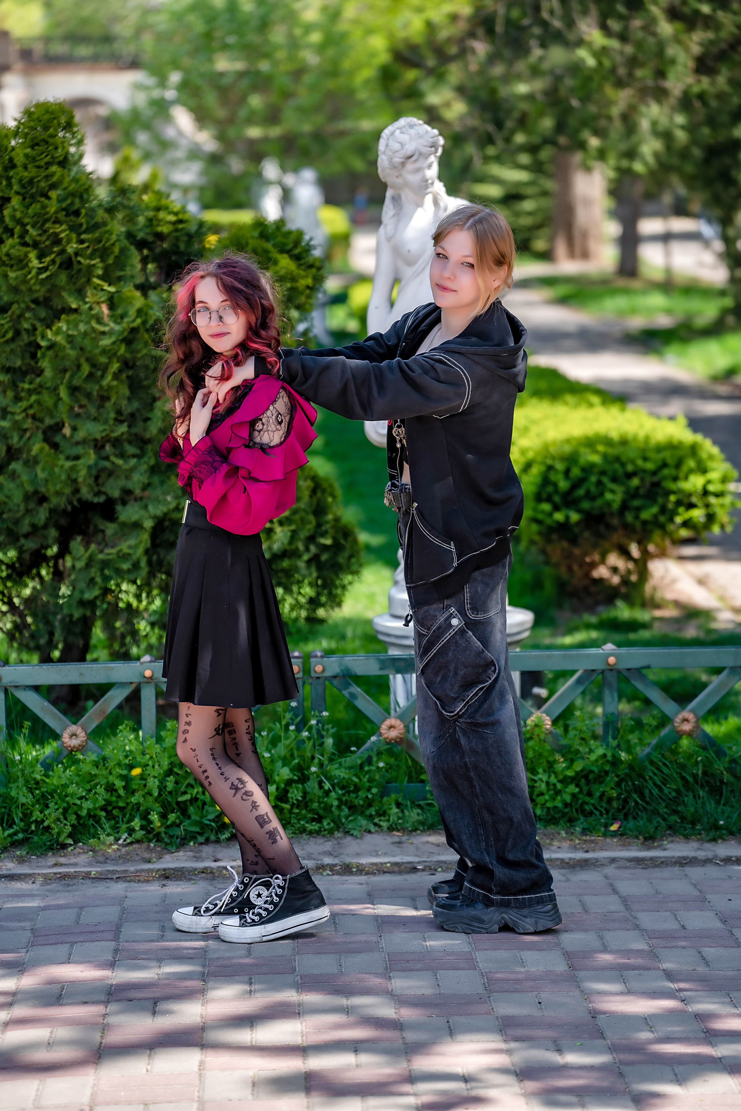 Выпускные (школьные) альбомы (книги) в Ростове-на-Дону. Современные Выпускные Альбомы в Ростове-на-Дону