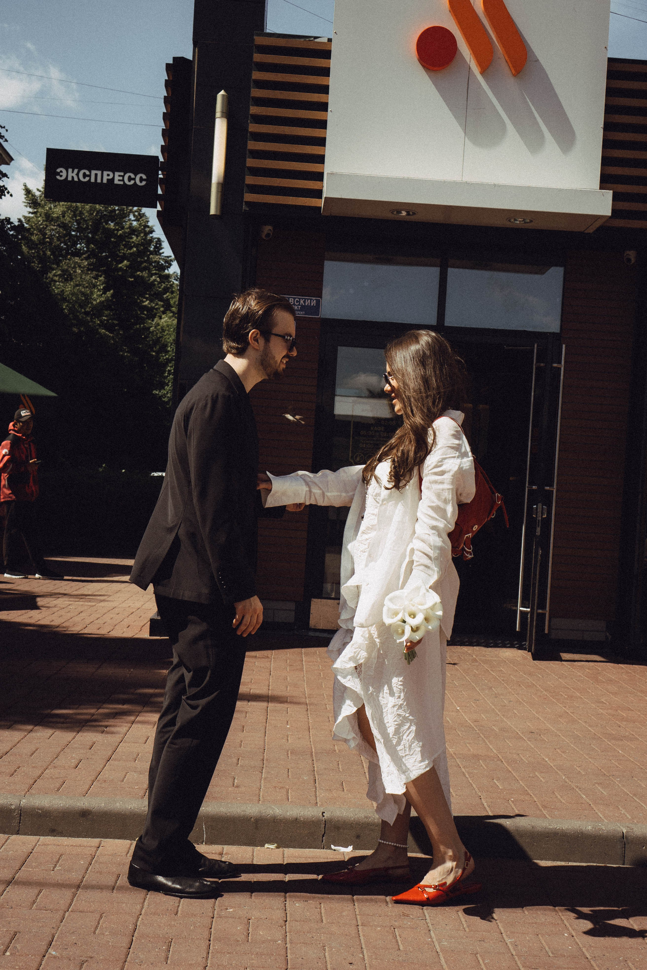 СВАДЕБНАЯ СЬЕМКА В ПАРКЕ ПОБЕДЫ И ПРОГУЛКА ПО МОСКОВСКОМУ ПРОСПЕКТУ. Профессиональный фотограф, Санкт-Петербург — Виктория Богомолова