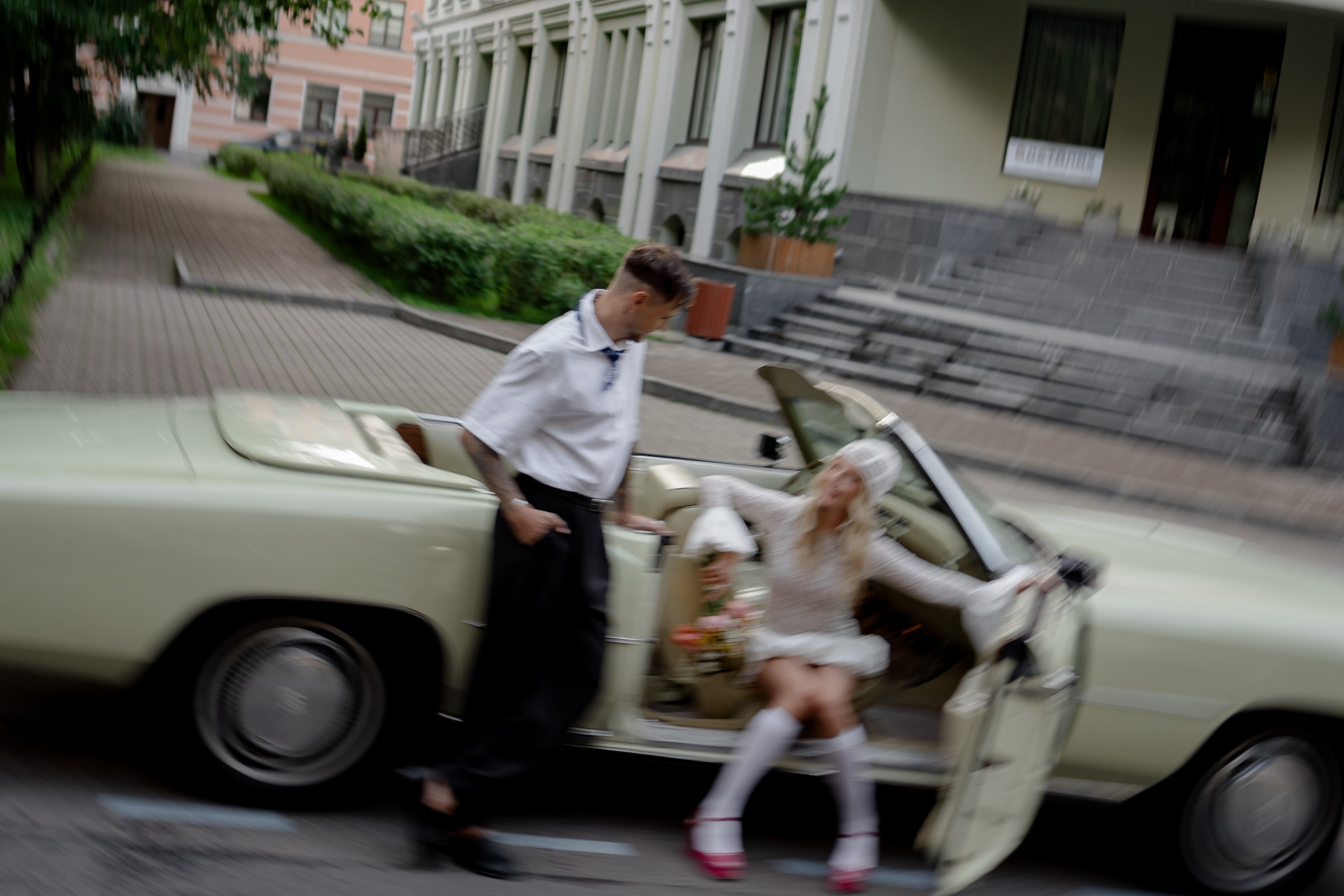 СВАДЕБНАЯ СЬЕМКА С КАБРИОЛЕТОМ В САНТК-ПЕТЕРБУРГЕ НА ПЕТРОГРАДКЕ В ОТЕЛЕ ПАНОРАМИКА. Профессиональный фотограф, Санкт-Петербург — Виктория Богомолова