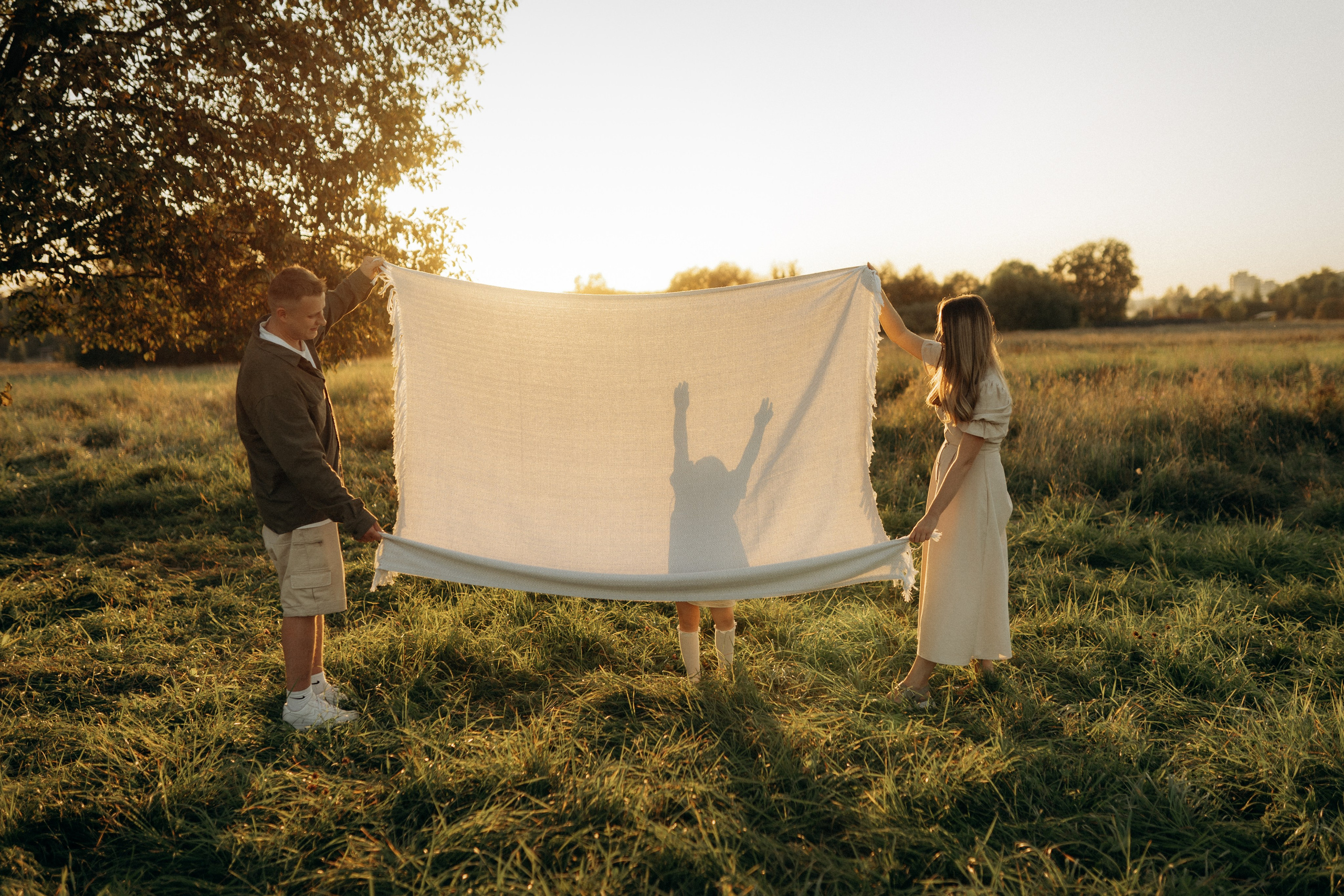 Летний вечер в поле. Семейный lifestyle фотограф в Москве Рената Рафикова