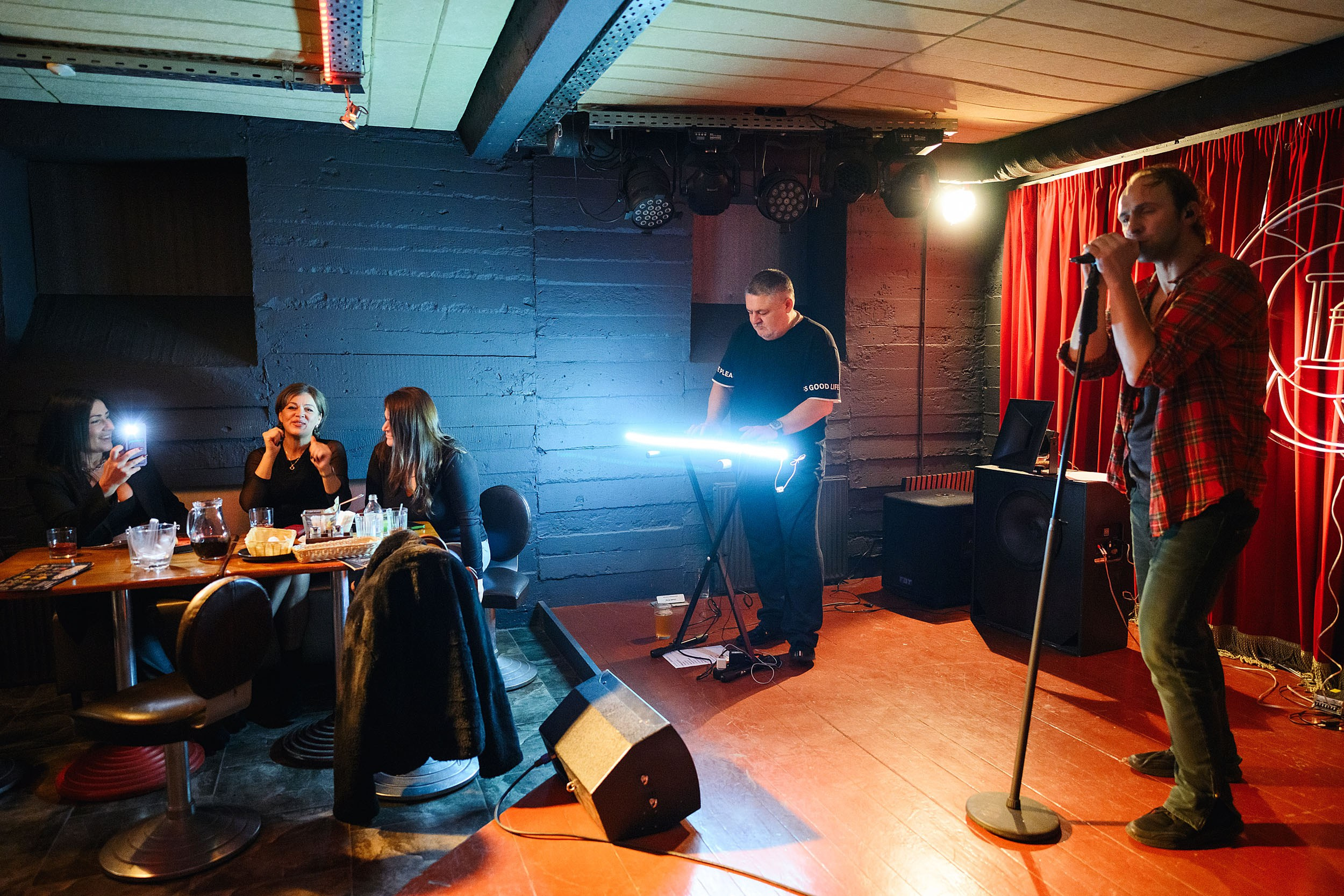 Фоторепортаж из бара Dreadnought. One Media Life: фоторепортажи, фотоотчеты с мероприятий и заведений