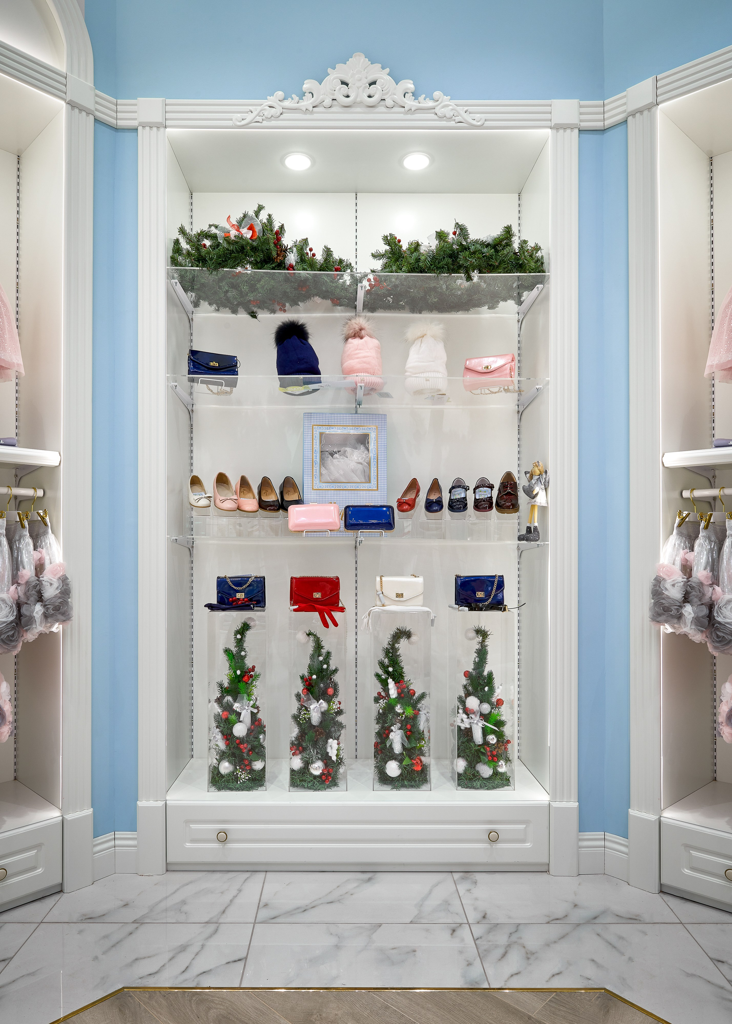 Магазин детской одежды. Фотограф Наталья Вершинина