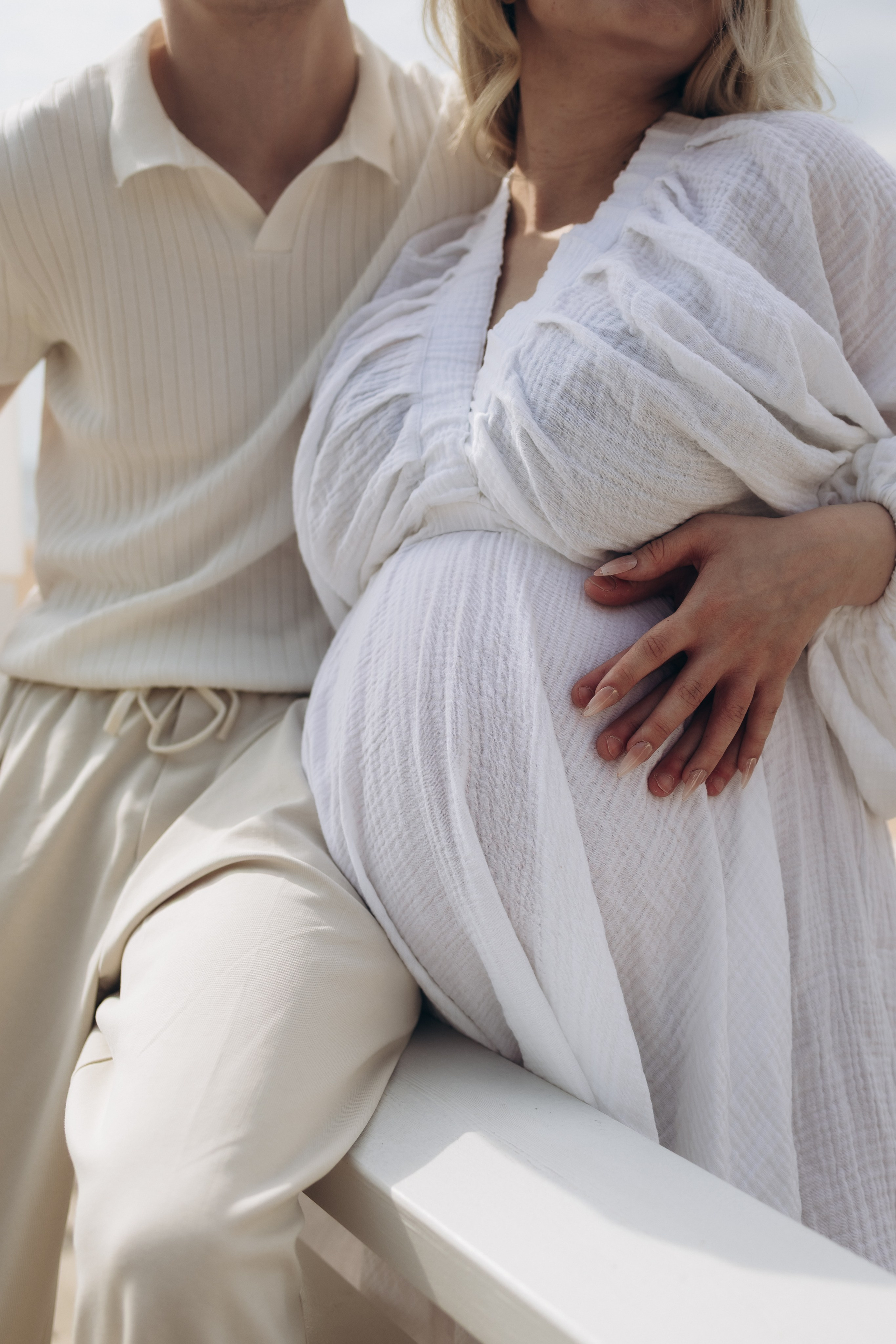 Беременная фотосессия на заливе. Фотограф Артем Бросов в Санкт-Петербурге и Дубае