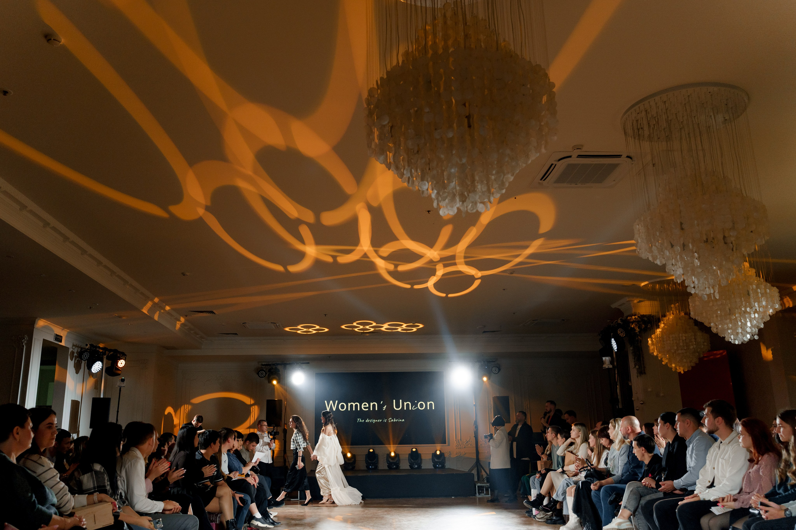 Выставка свадебных специалистов «Свадьба на 1000%». Свадебный фотограф в Санкт-Петербурге