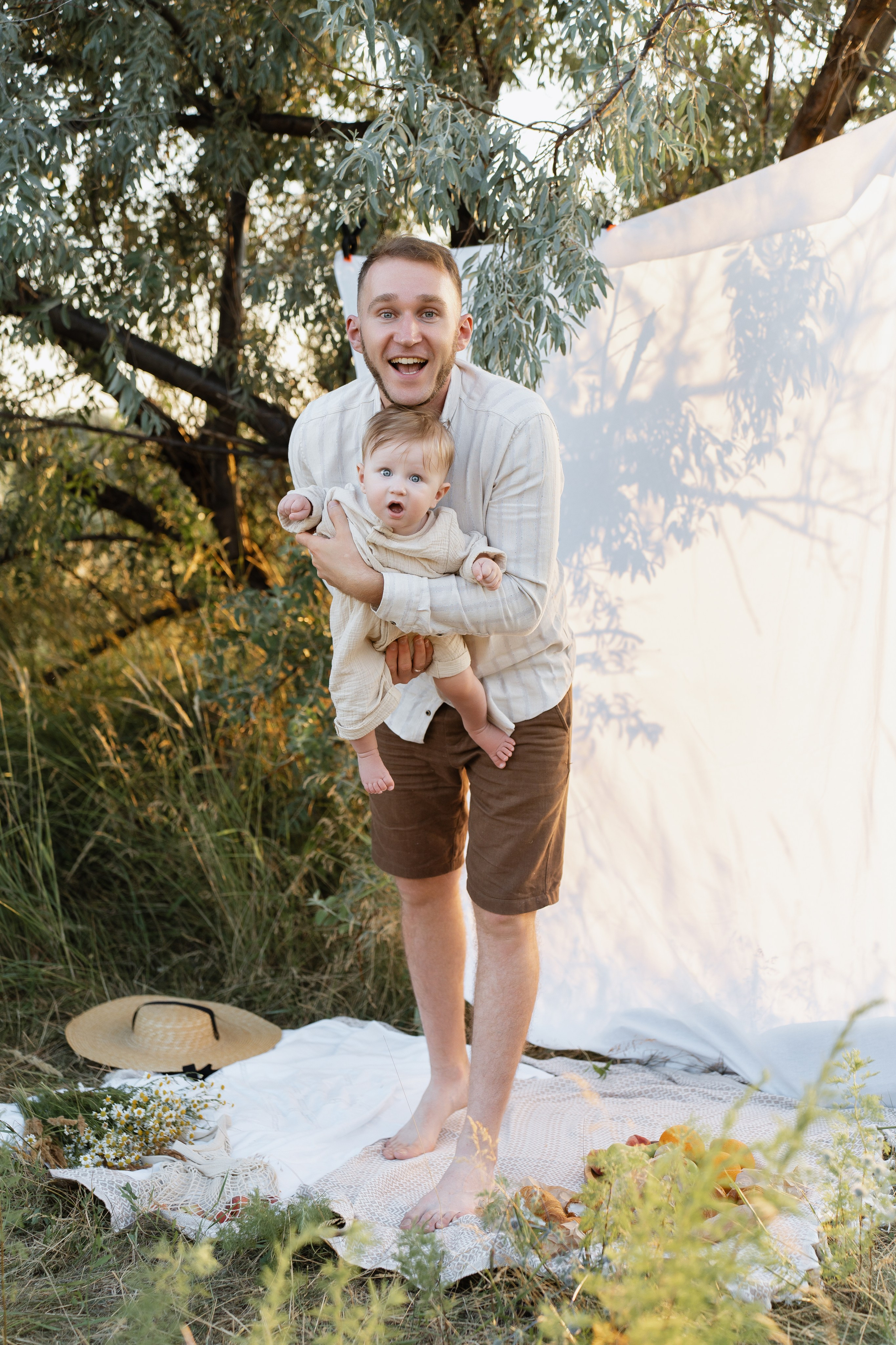 Виталий и Татьяна_ фотозона пикник. Свадебный и семейный фотограф в Самаре Салахова Гулина