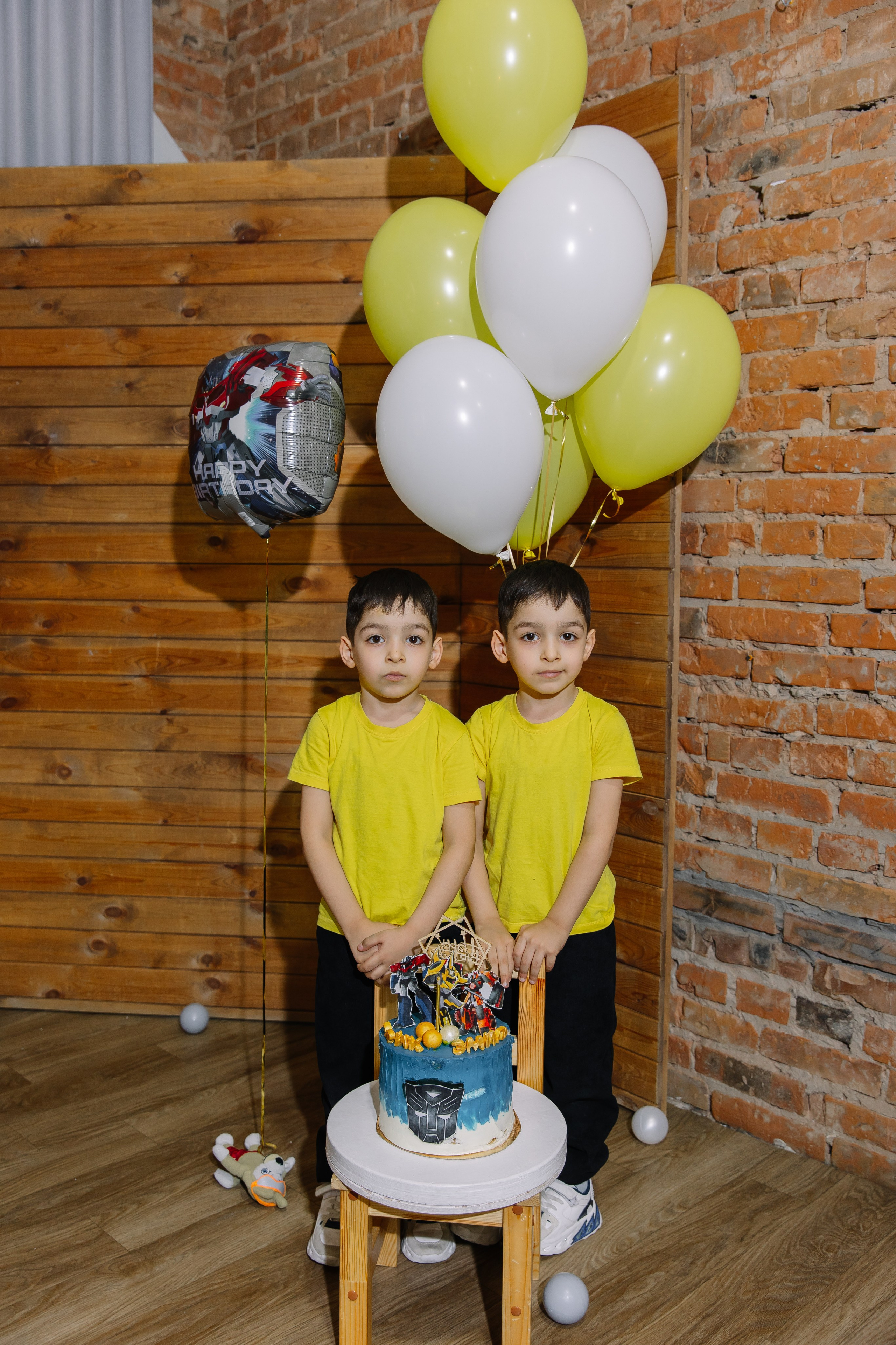 День рождения Эрика и Эмиля 6 лет. Свадебный фотограф в Новосибирске Лидия Александровна