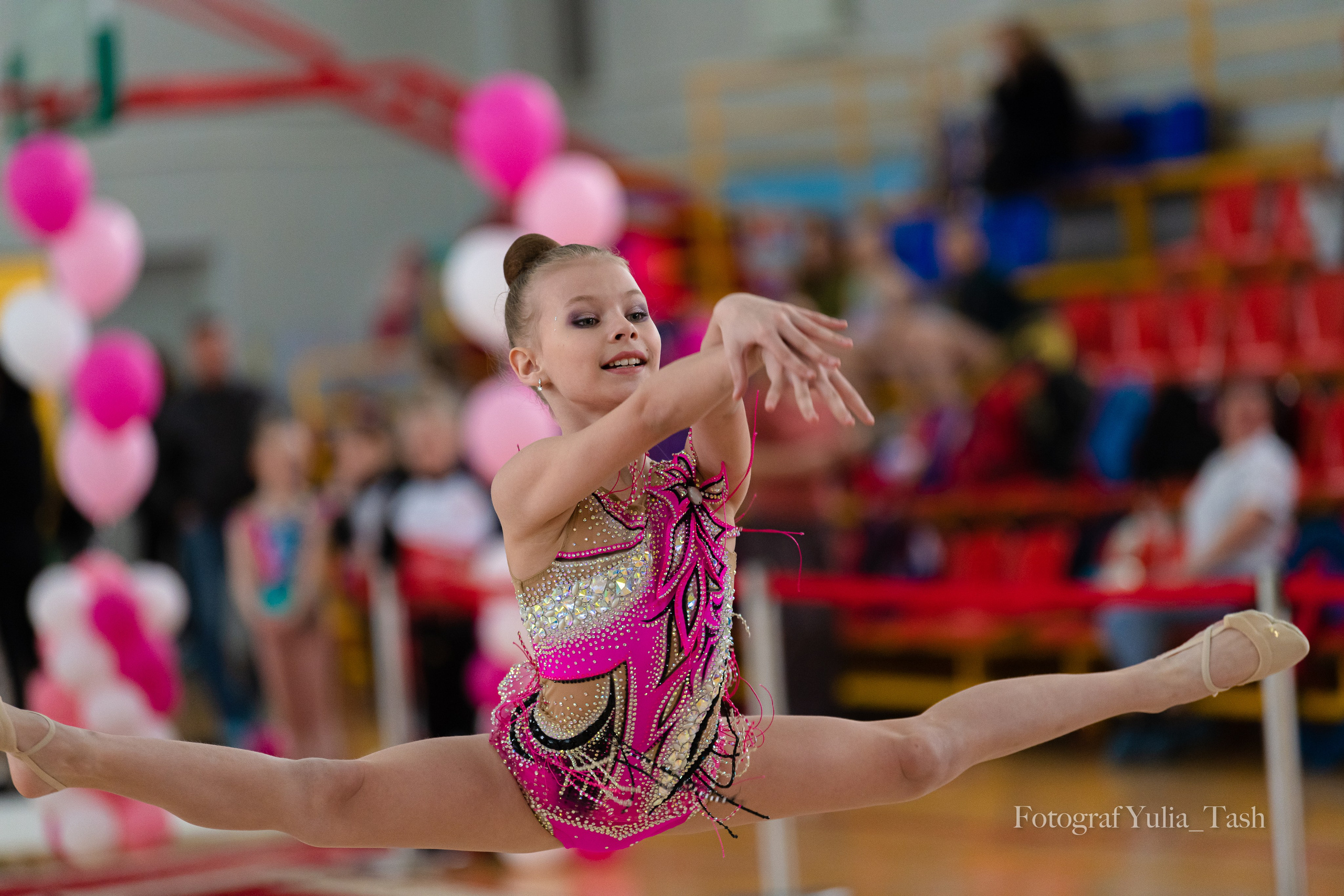 Краевые Соревнования по Художественной гимнастике. г. Уссурийск 2023-04-14. Любимый фотограф