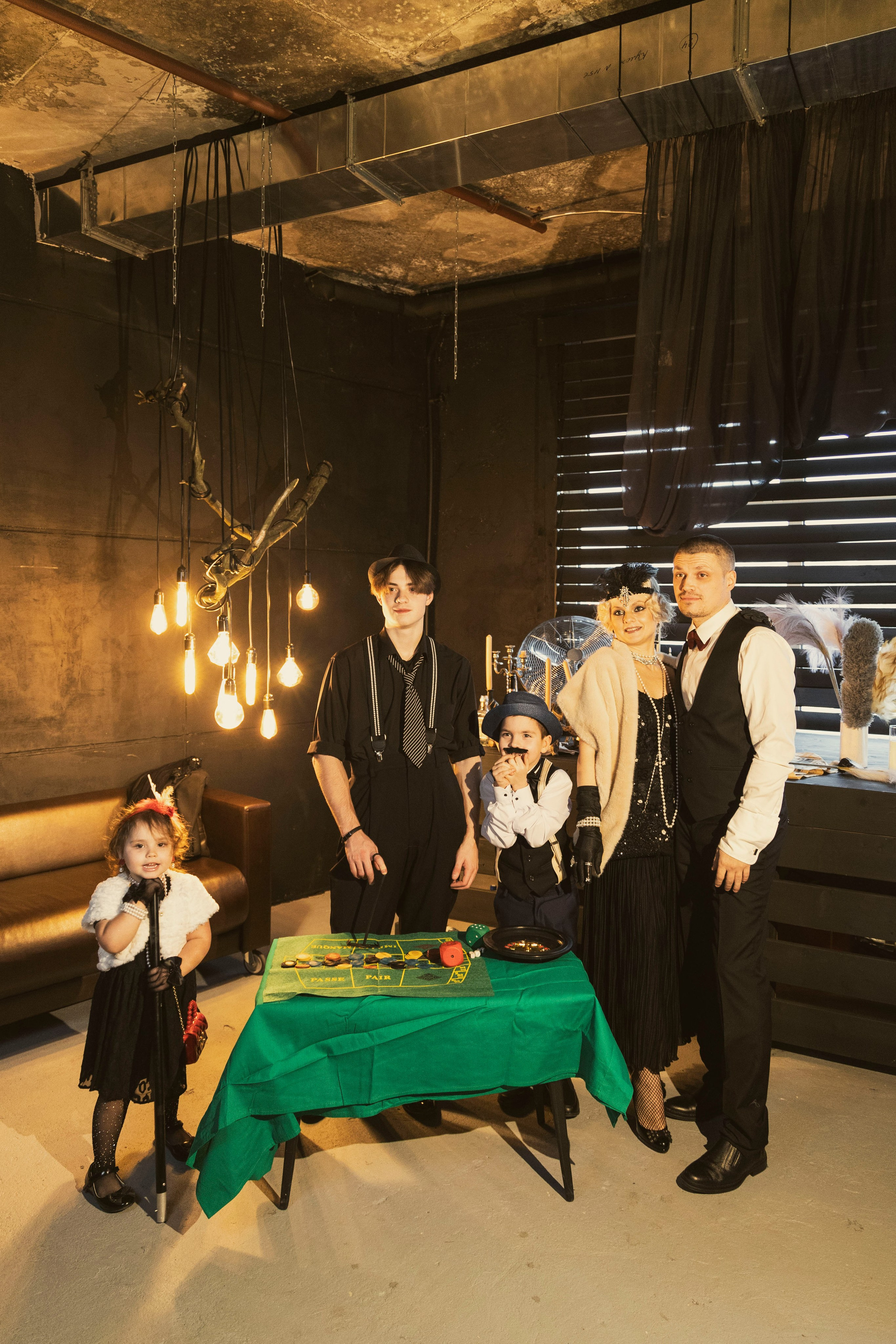 Семья Волковых. Фотограф для маркетплейсов, фотоуслуги в Жуковском Татьяна Марсуверских