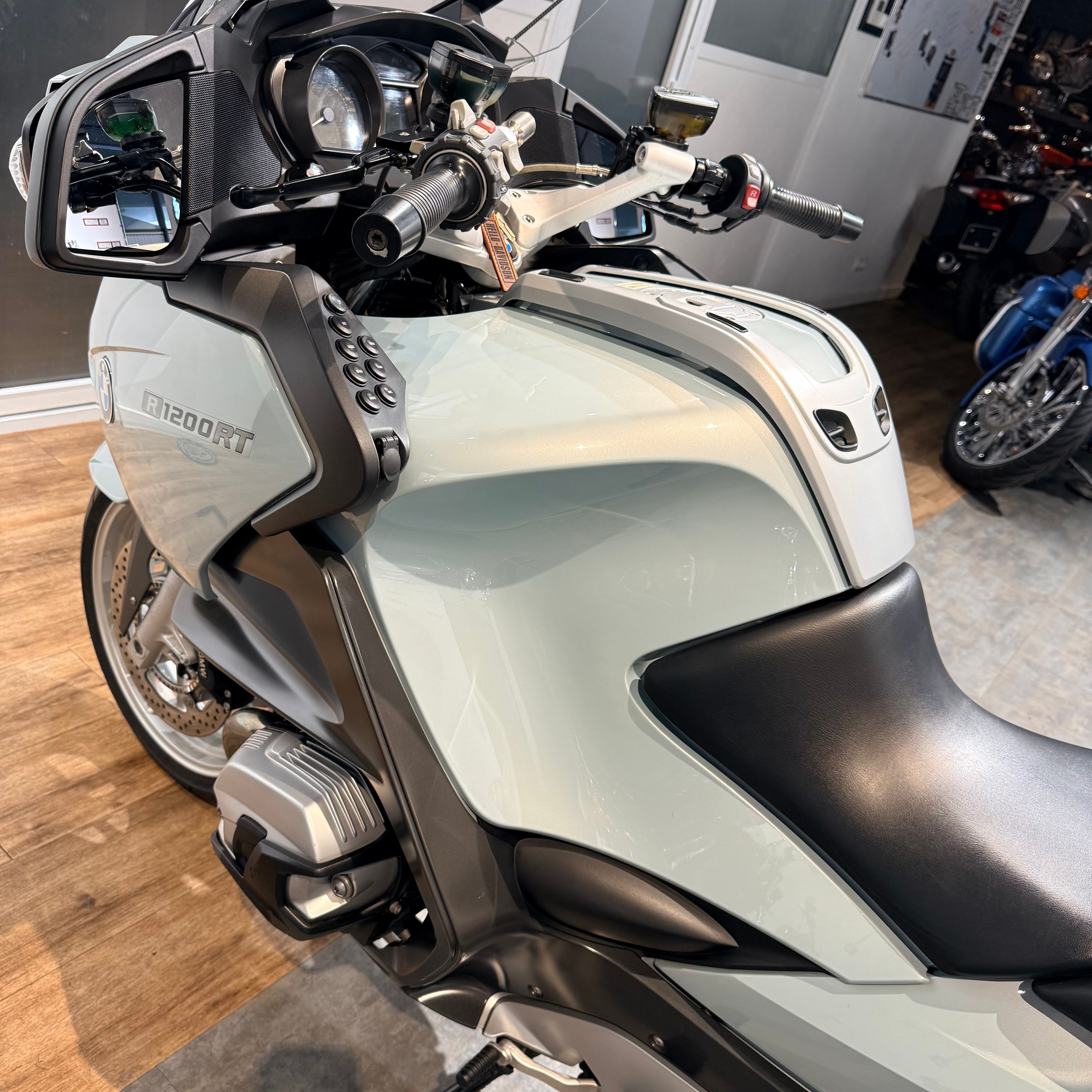 2010 ВМW R1200RТ Oyster Grey Metаlliс (VIN *WВ10*9636). Hello Davidson, Москва. Только хорошие мотоциклы…