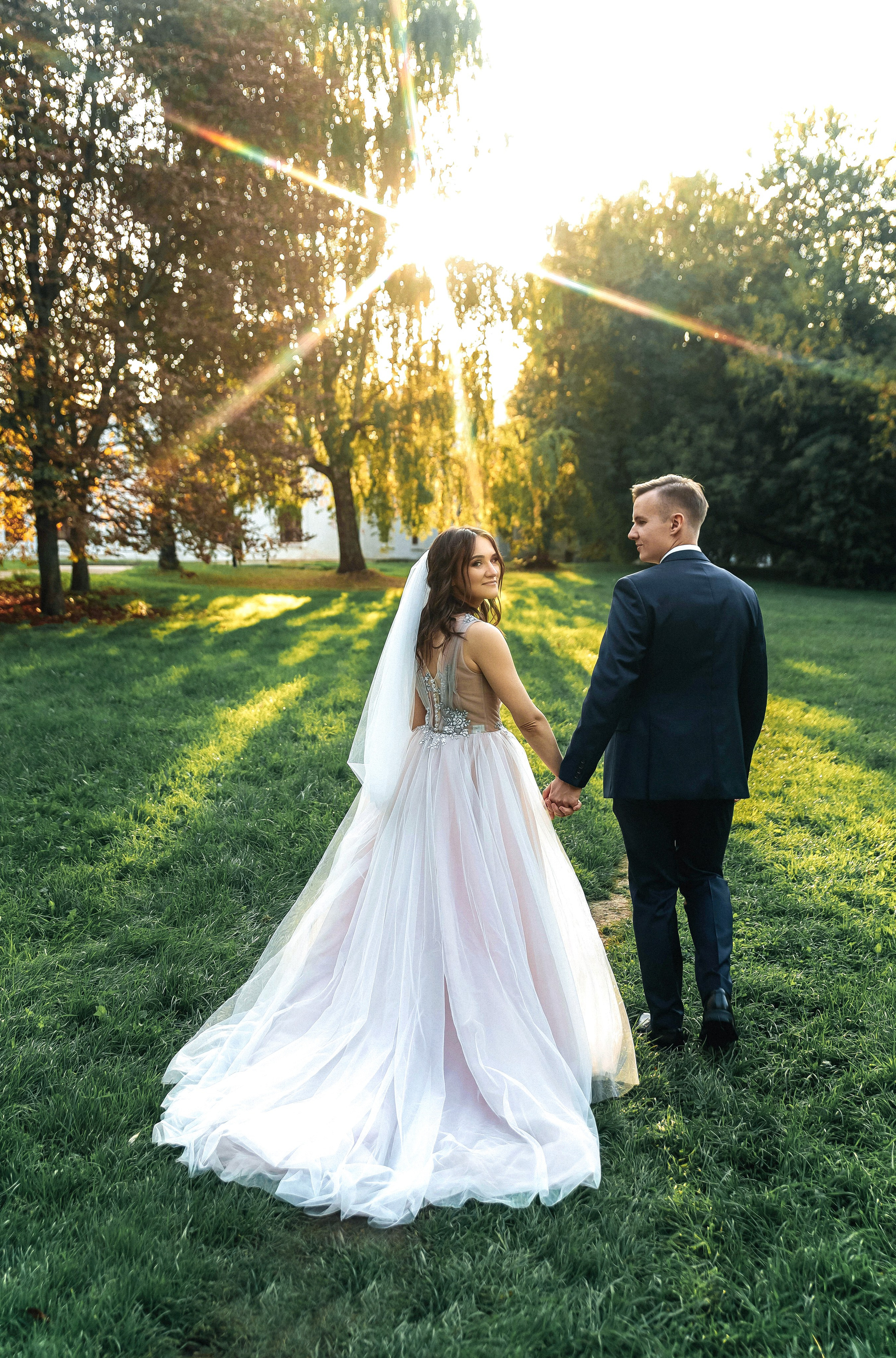 Свадебная фотосессия в Измайловском парке. Свадебный и семейный фотограф в Москве